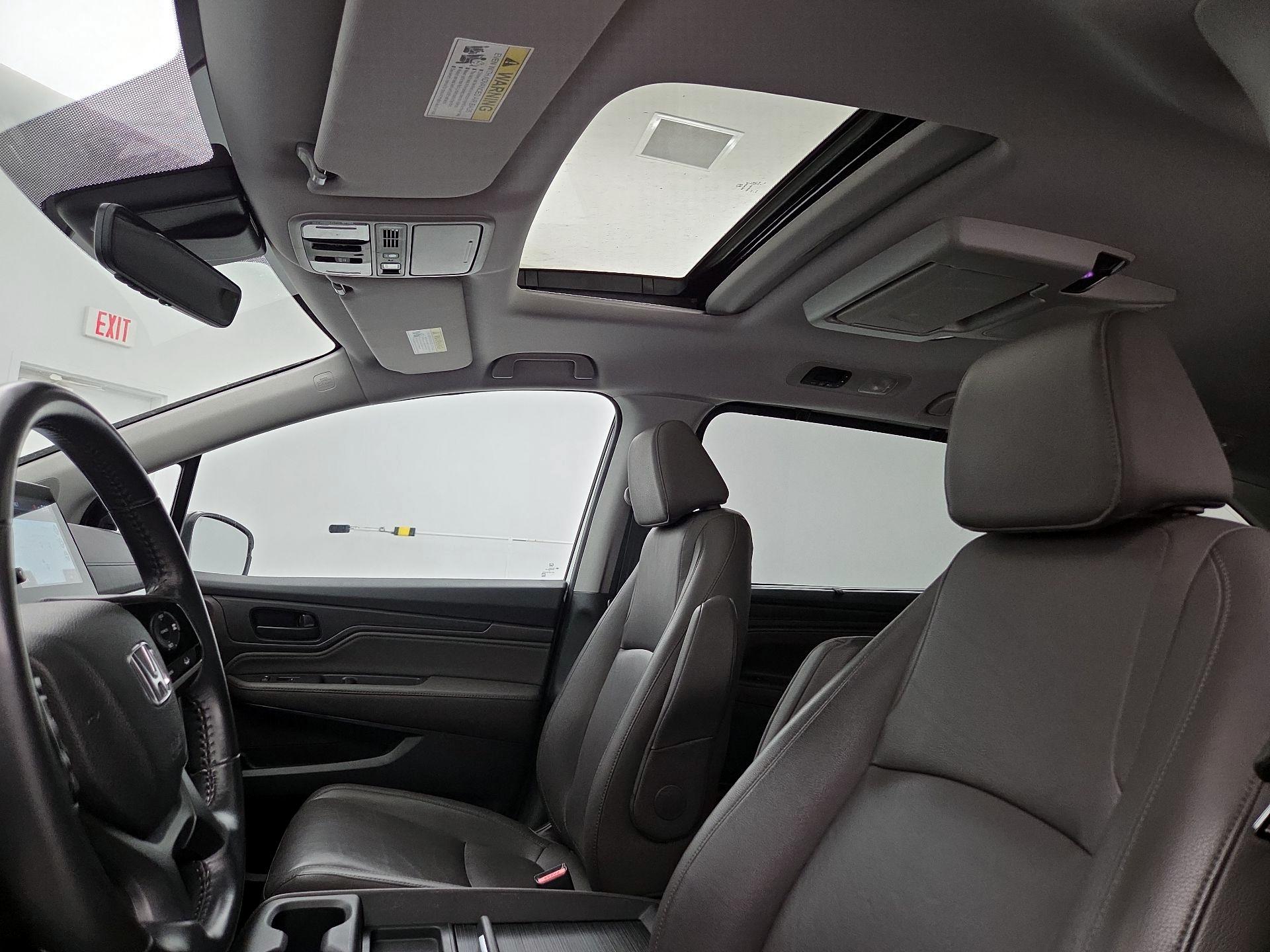 Thumbnail: 2018 Honda Odyssey - 20