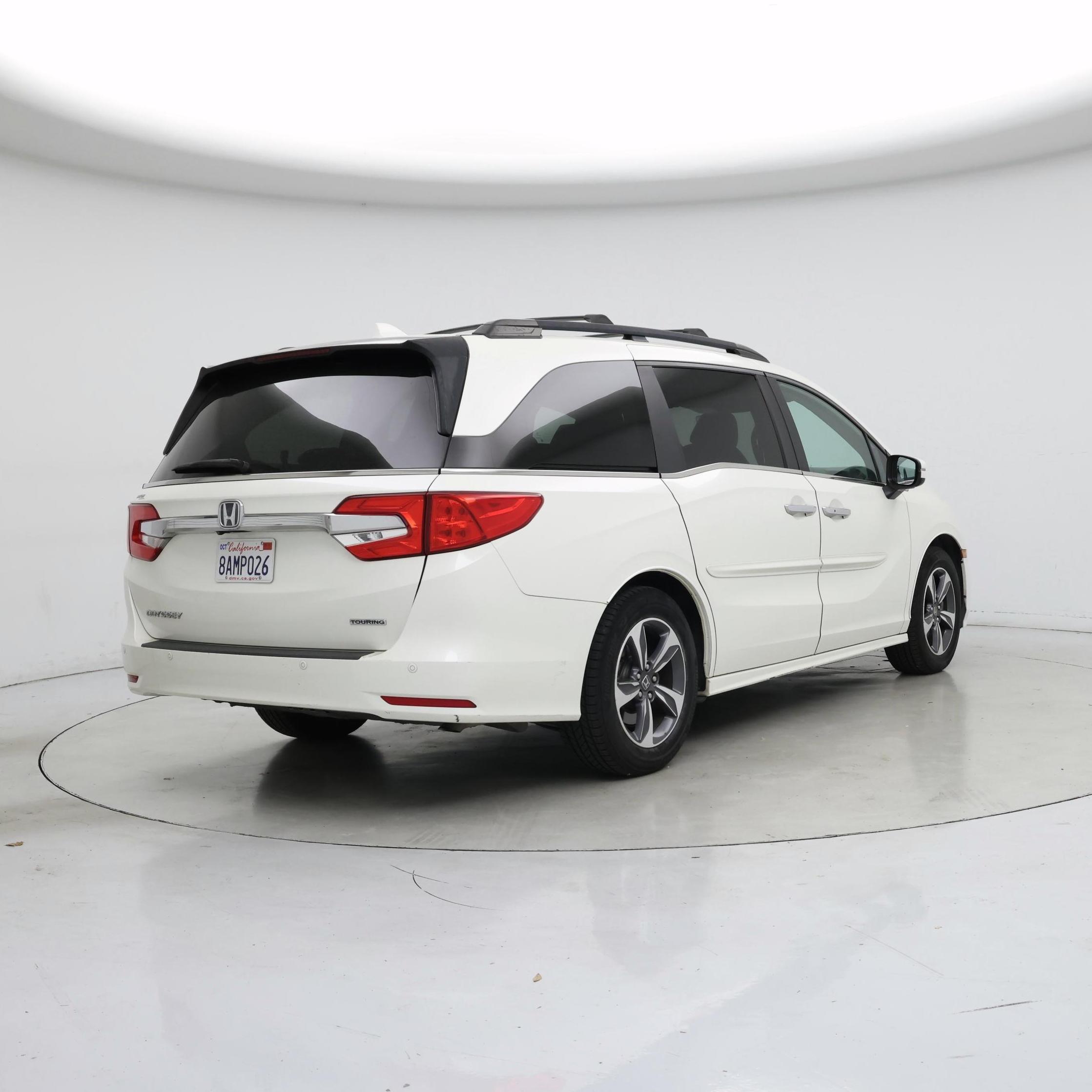 Thumbnail: 2018 Honda Odyssey - 8