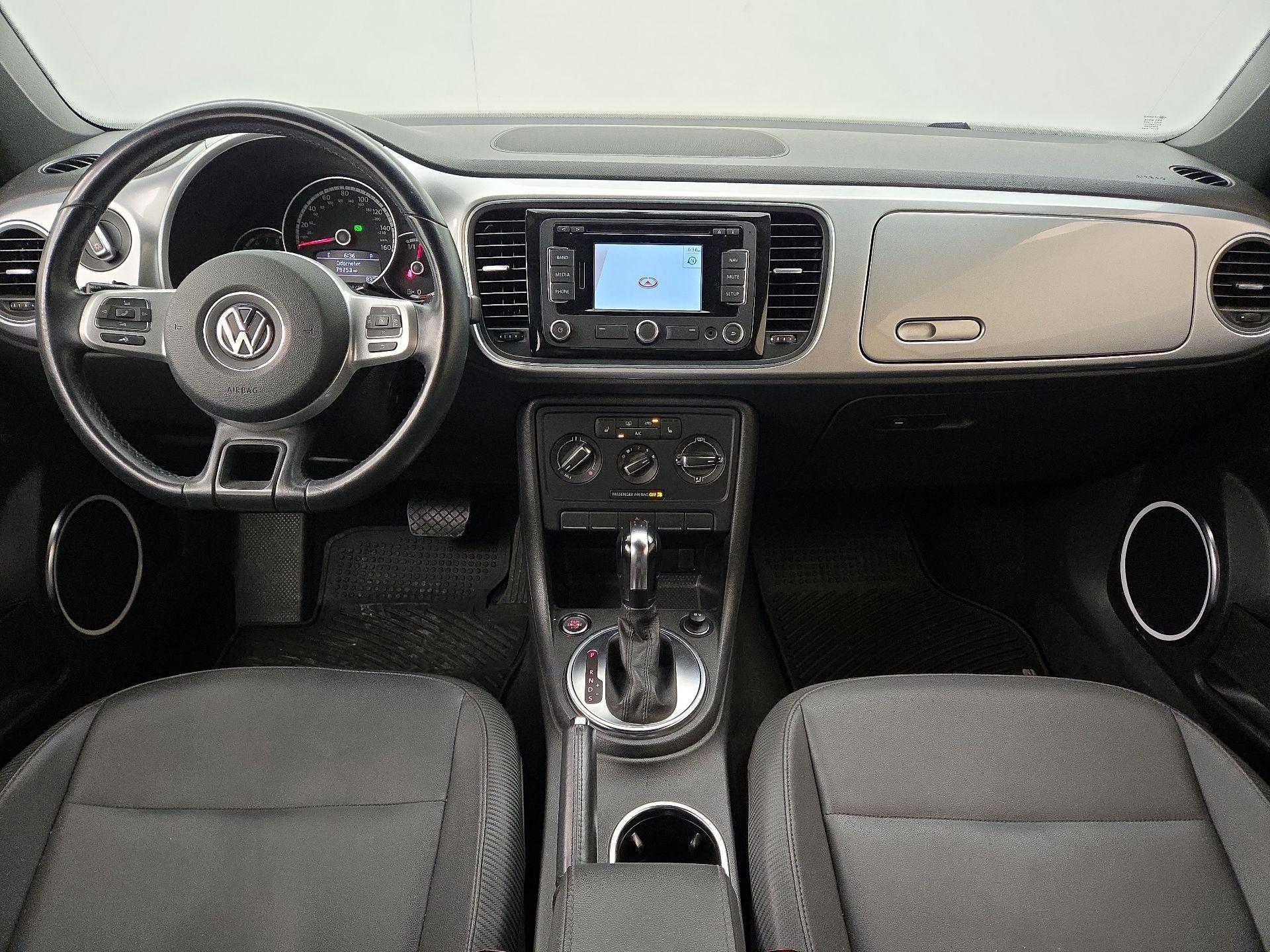 Thumbnail: 2014 Volkswagen Beetle - 9