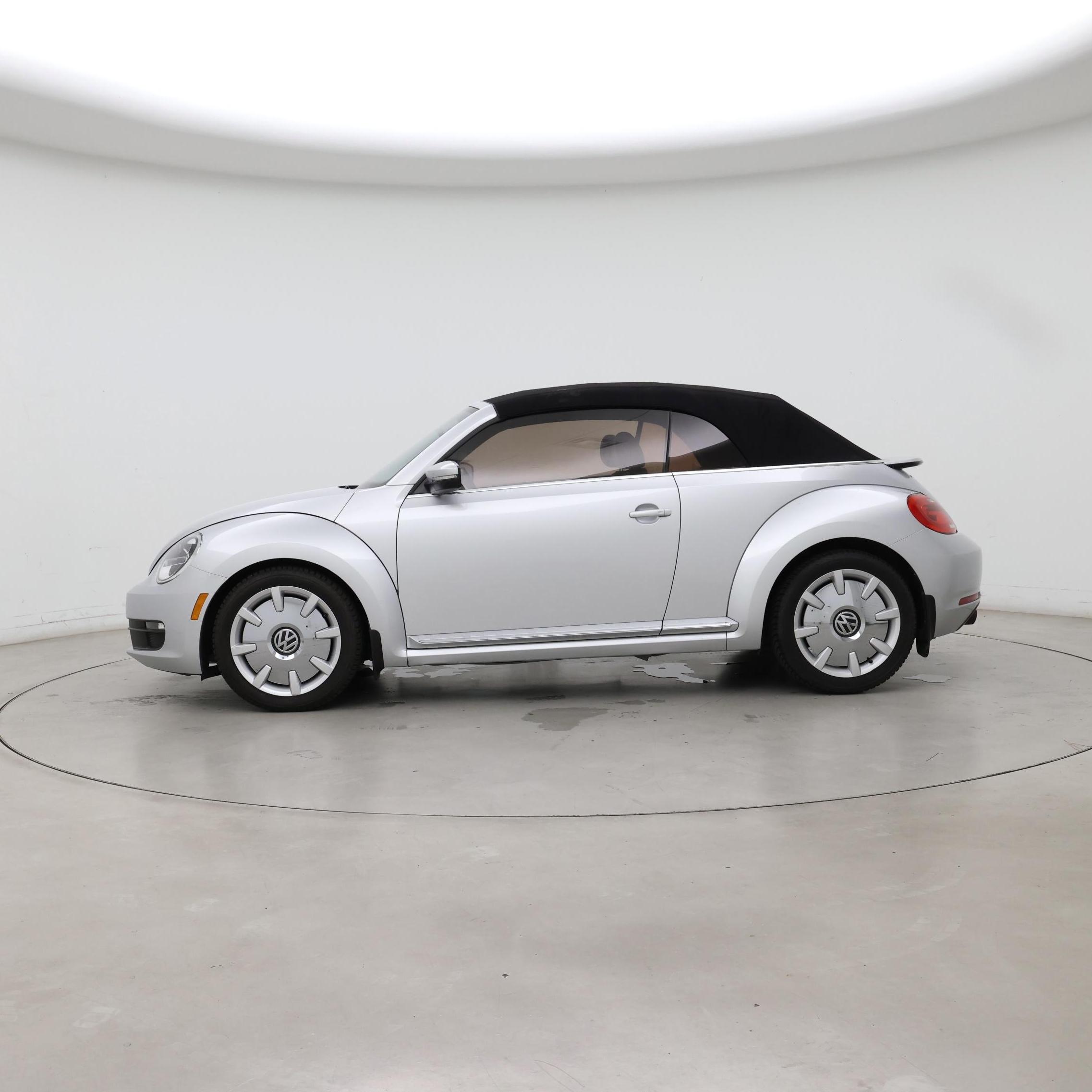 Thumbnail: 2014 Volkswagen Beetle - 3