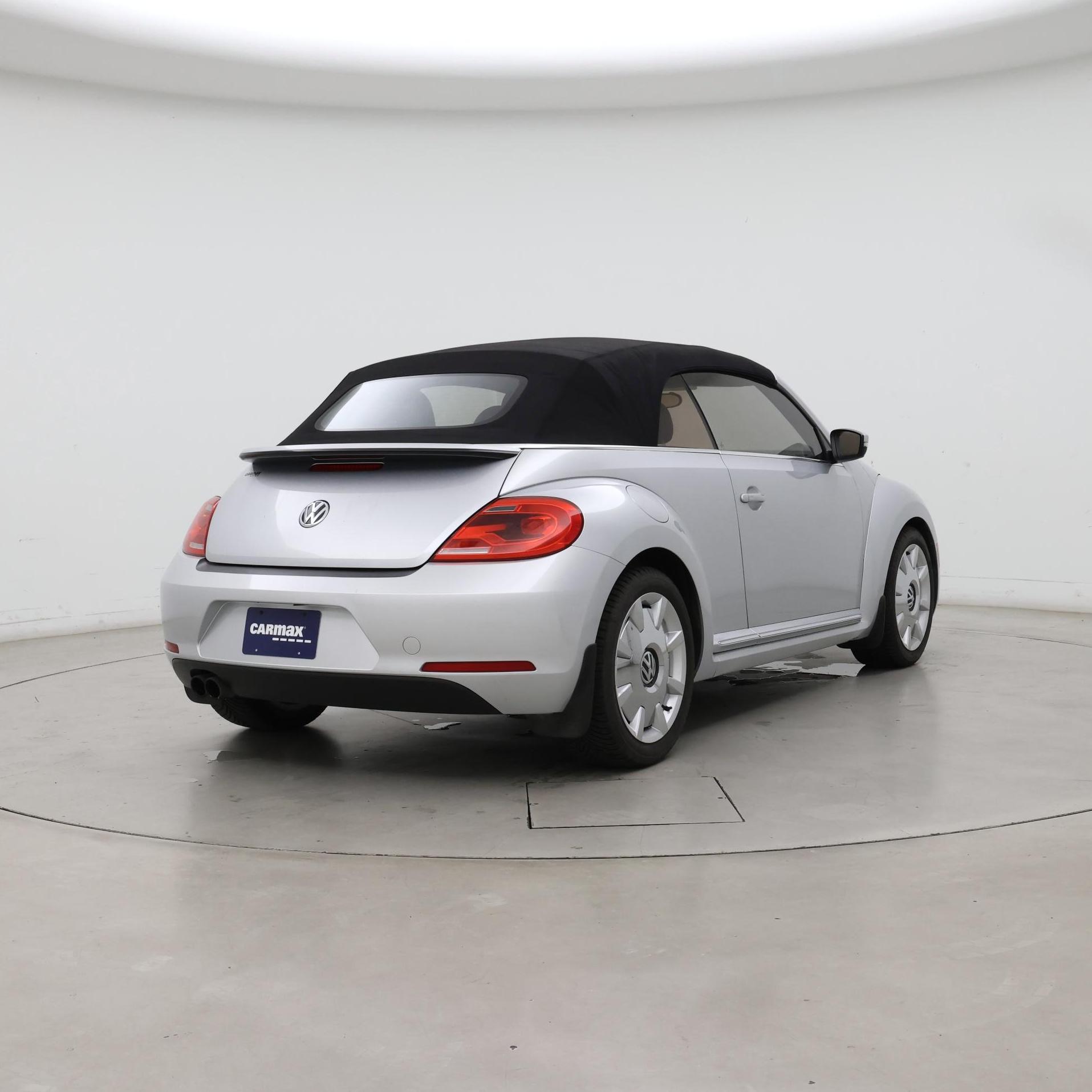 Thumbnail: 2014 Volkswagen Beetle - 8