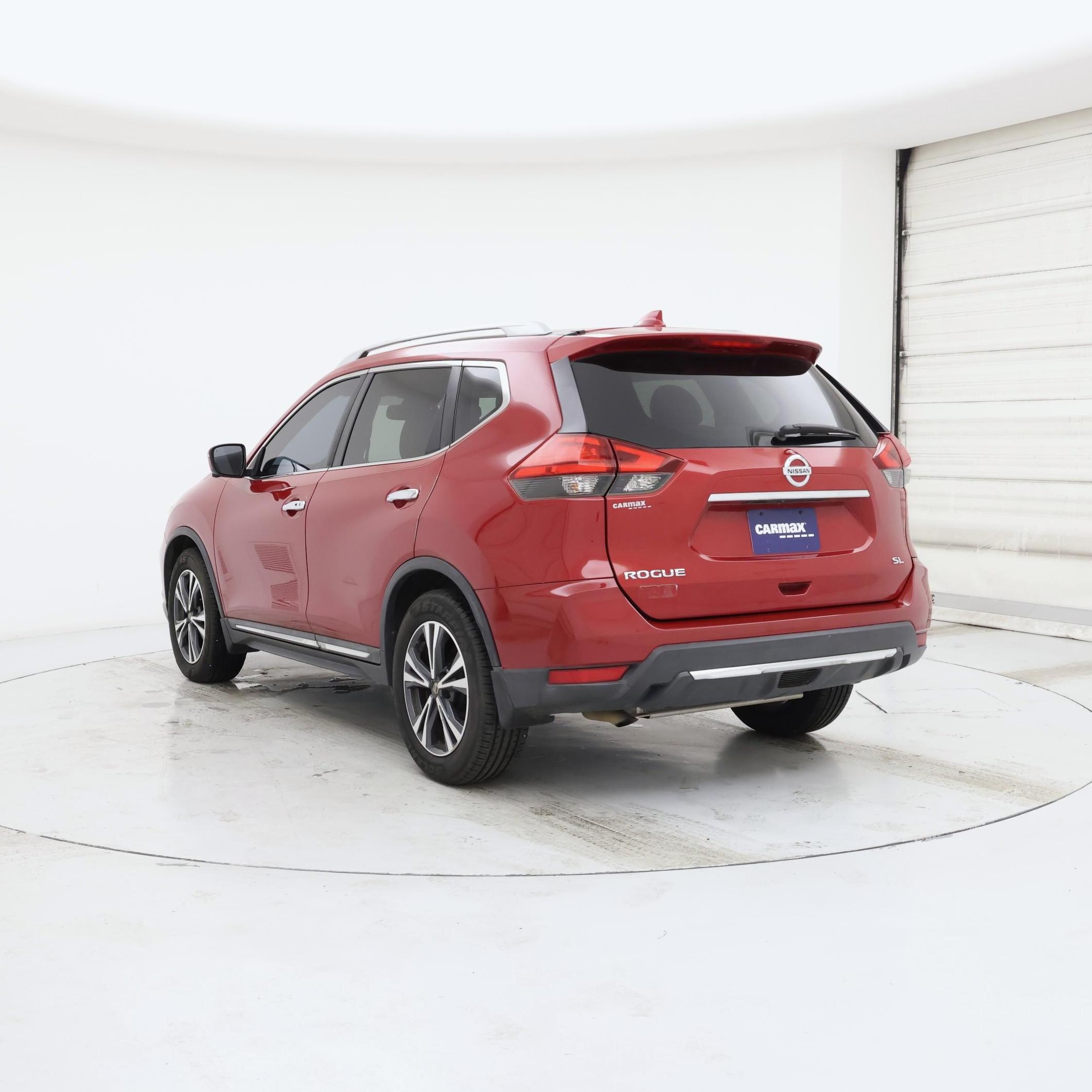 Thumbnail: 2017 Nissan Rogue - 2