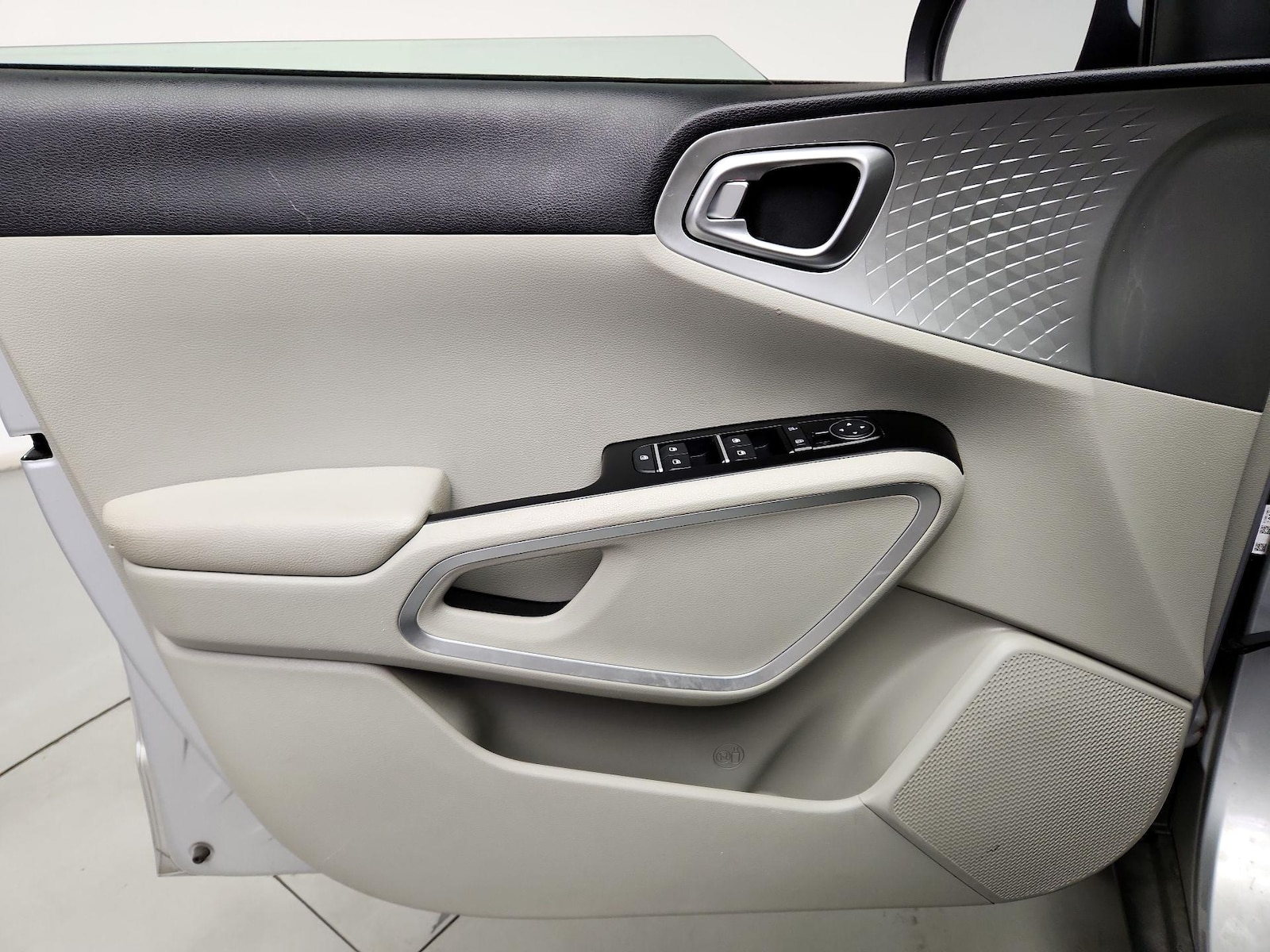 2020 Kia Soul LX - Photo 13