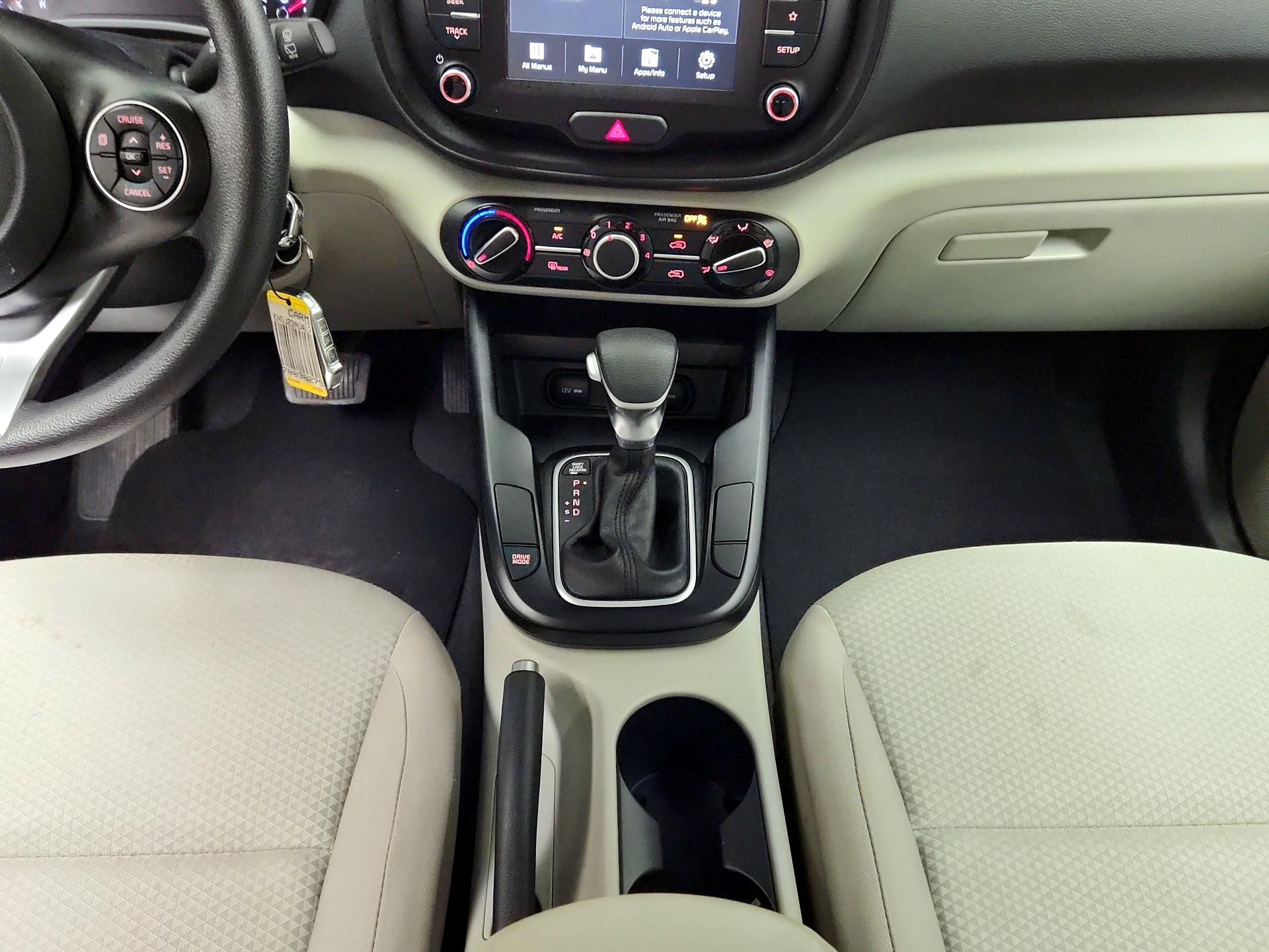 Thumbnail: 2020 Kia Soul - 17