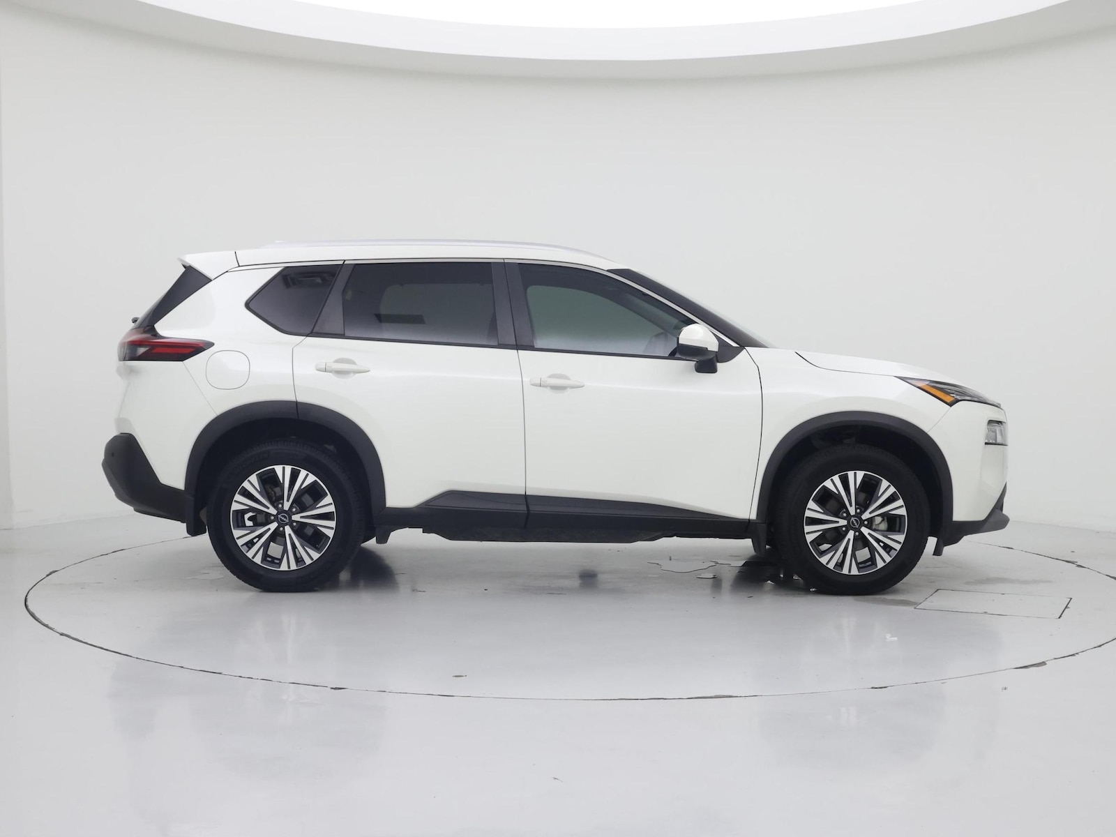 2022 Nissan Rogue SV - Photo 8