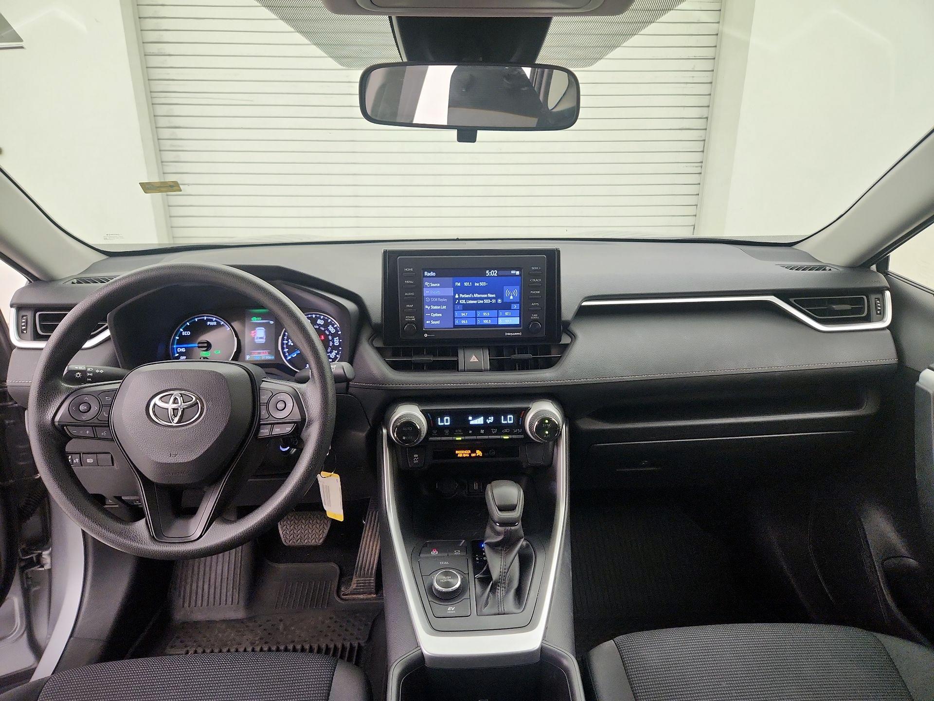 Thumbnail: 2022 Toyota RAV4 - 9