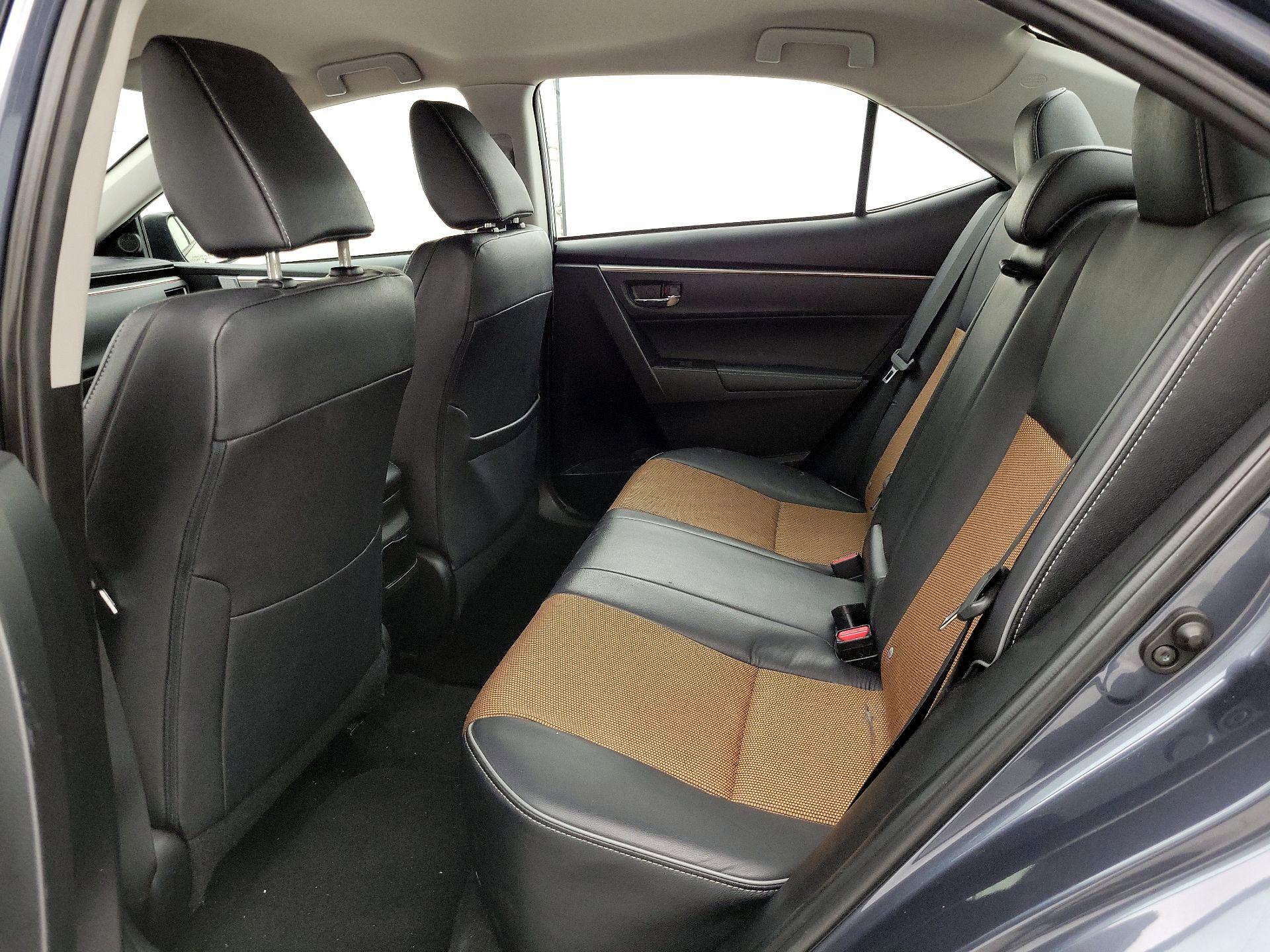 Thumbnail: 2015 Toyota Corolla - 19