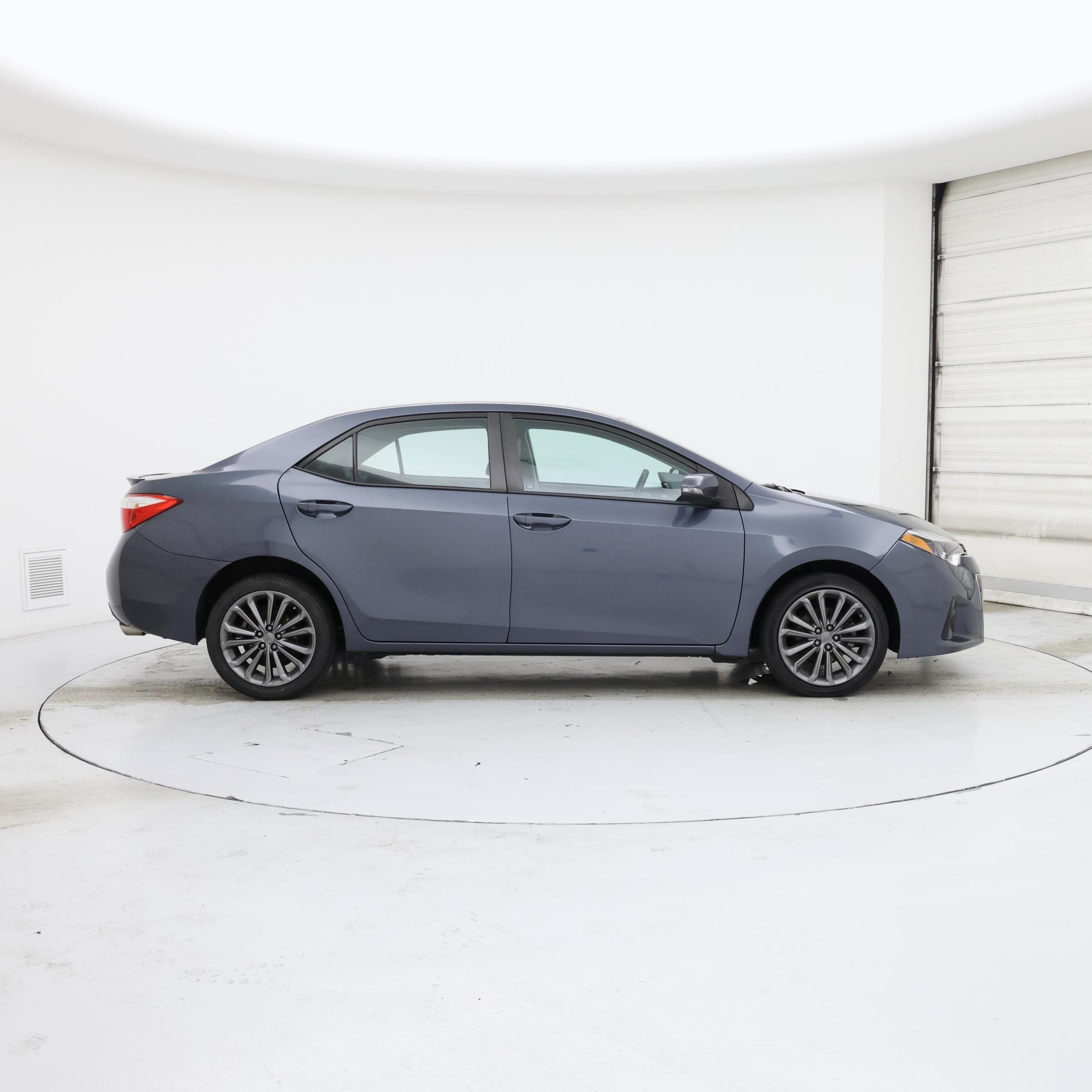 Thumbnail: 2015 Toyota Corolla - 7