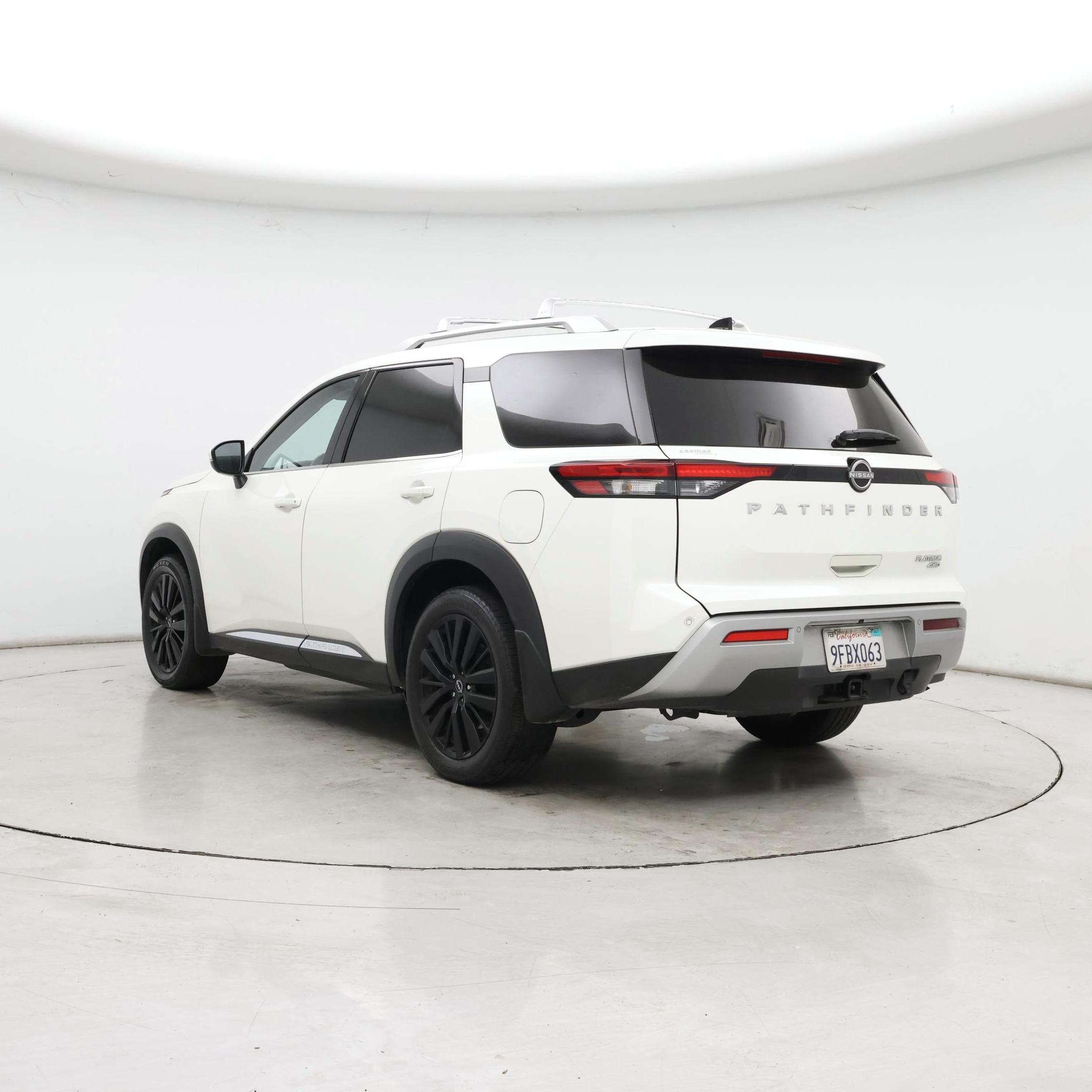 Thumbnail: 2023 Nissan Pathfinder - 2