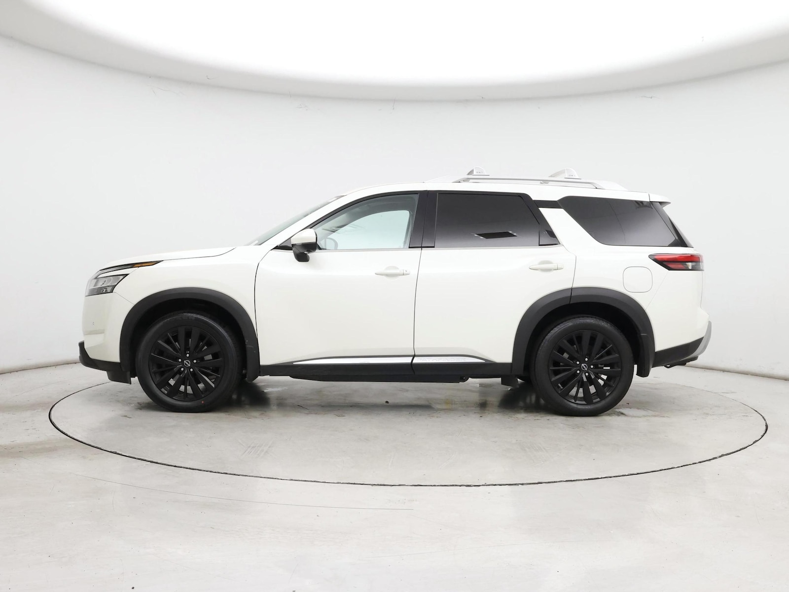 2023 Nissan Pathfinder Platinum - Photo 4