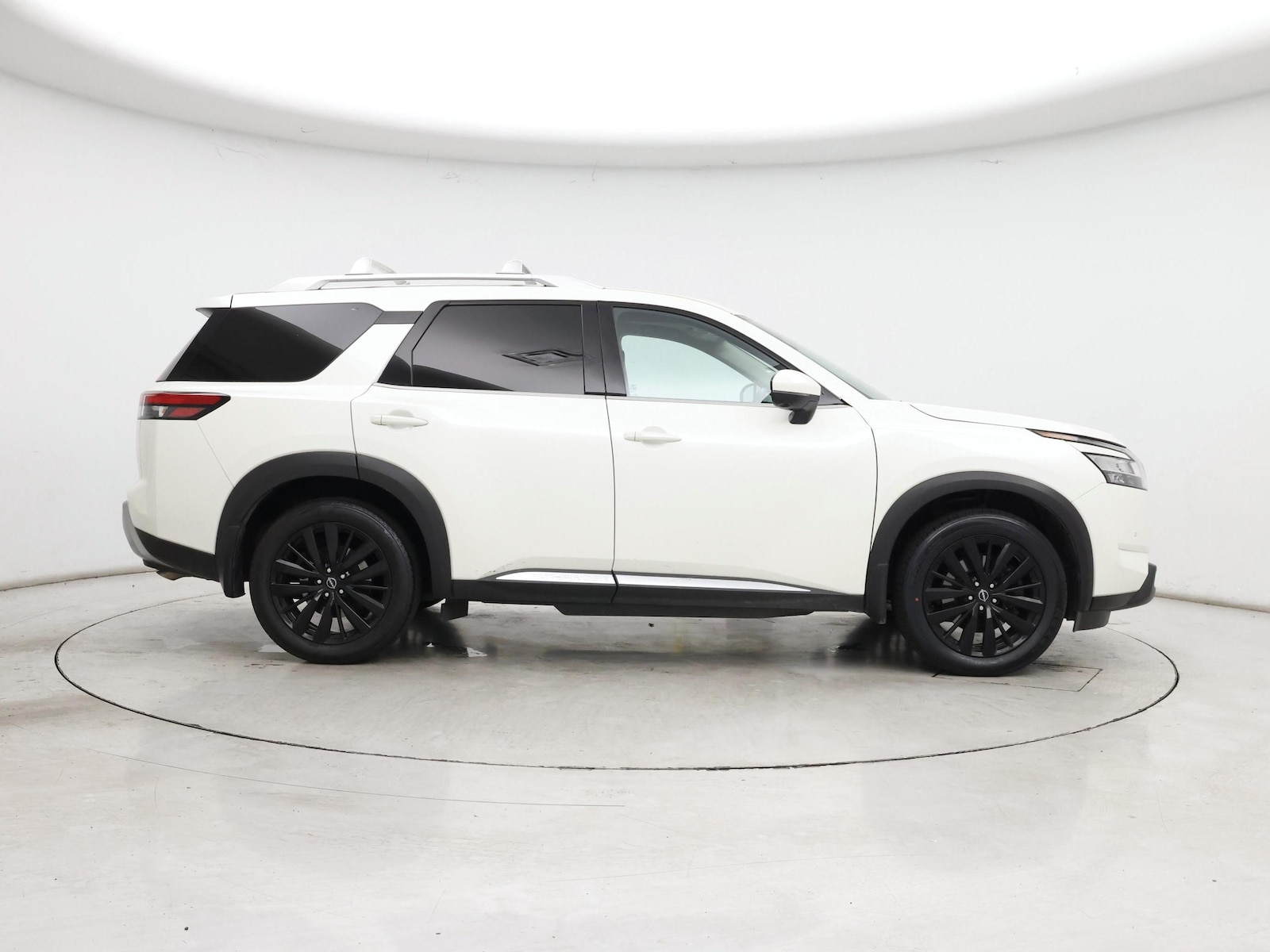 2023 Nissan Pathfinder Platinum - Photo 8