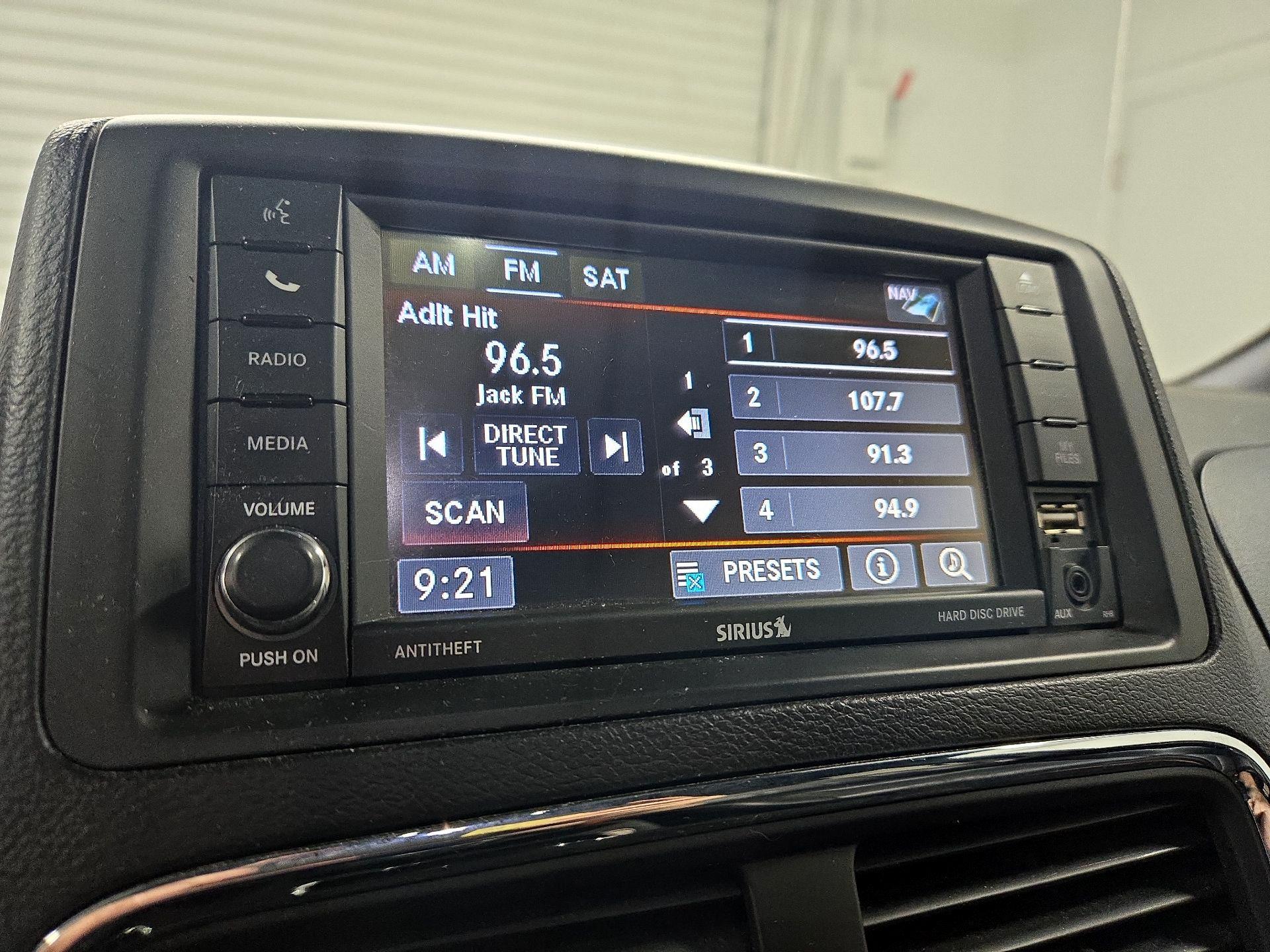 Thumbnail: 2019 Dodge Grand Caravan - 16