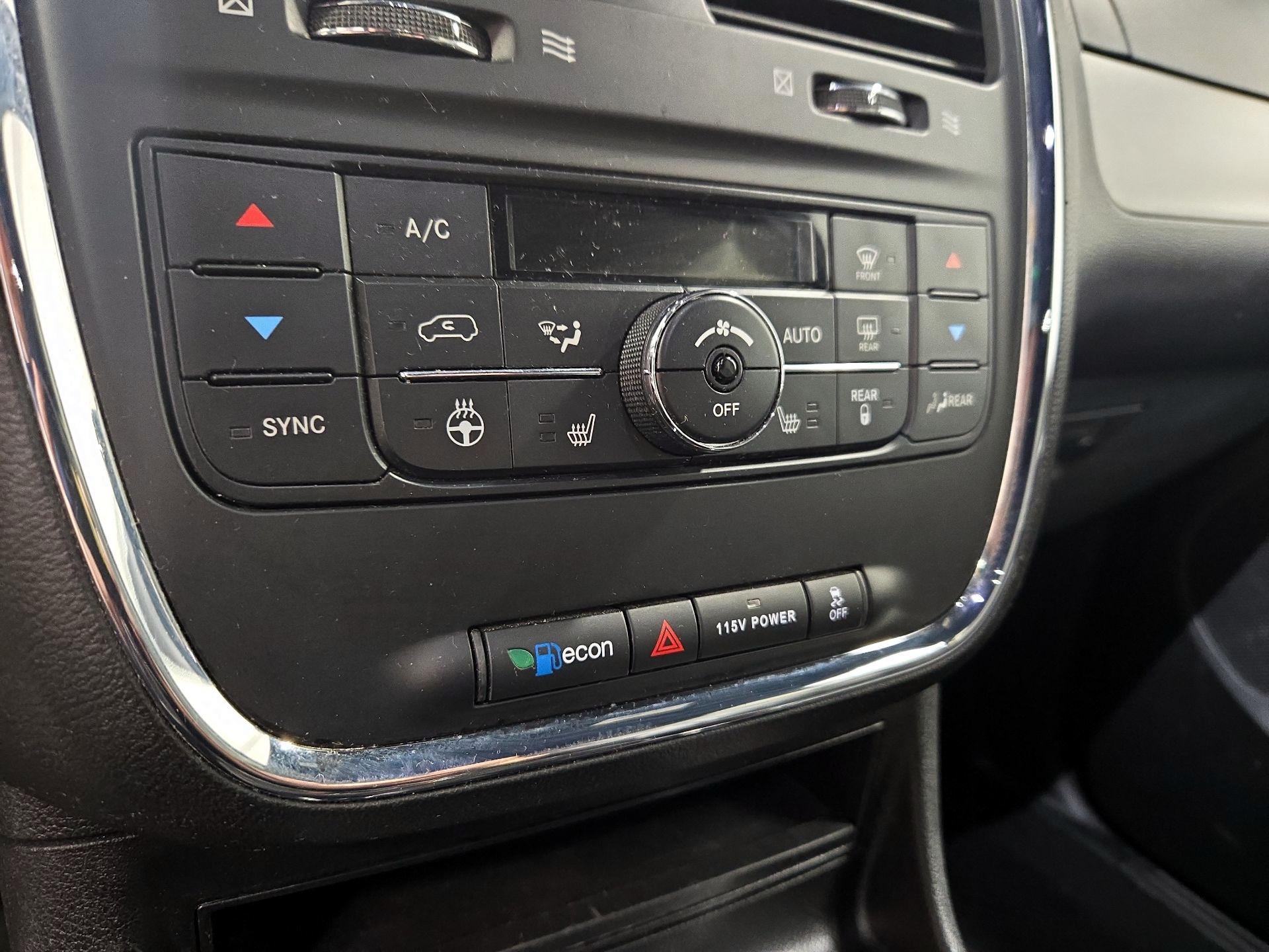 Thumbnail: 2019 Dodge Grand Caravan - 17
