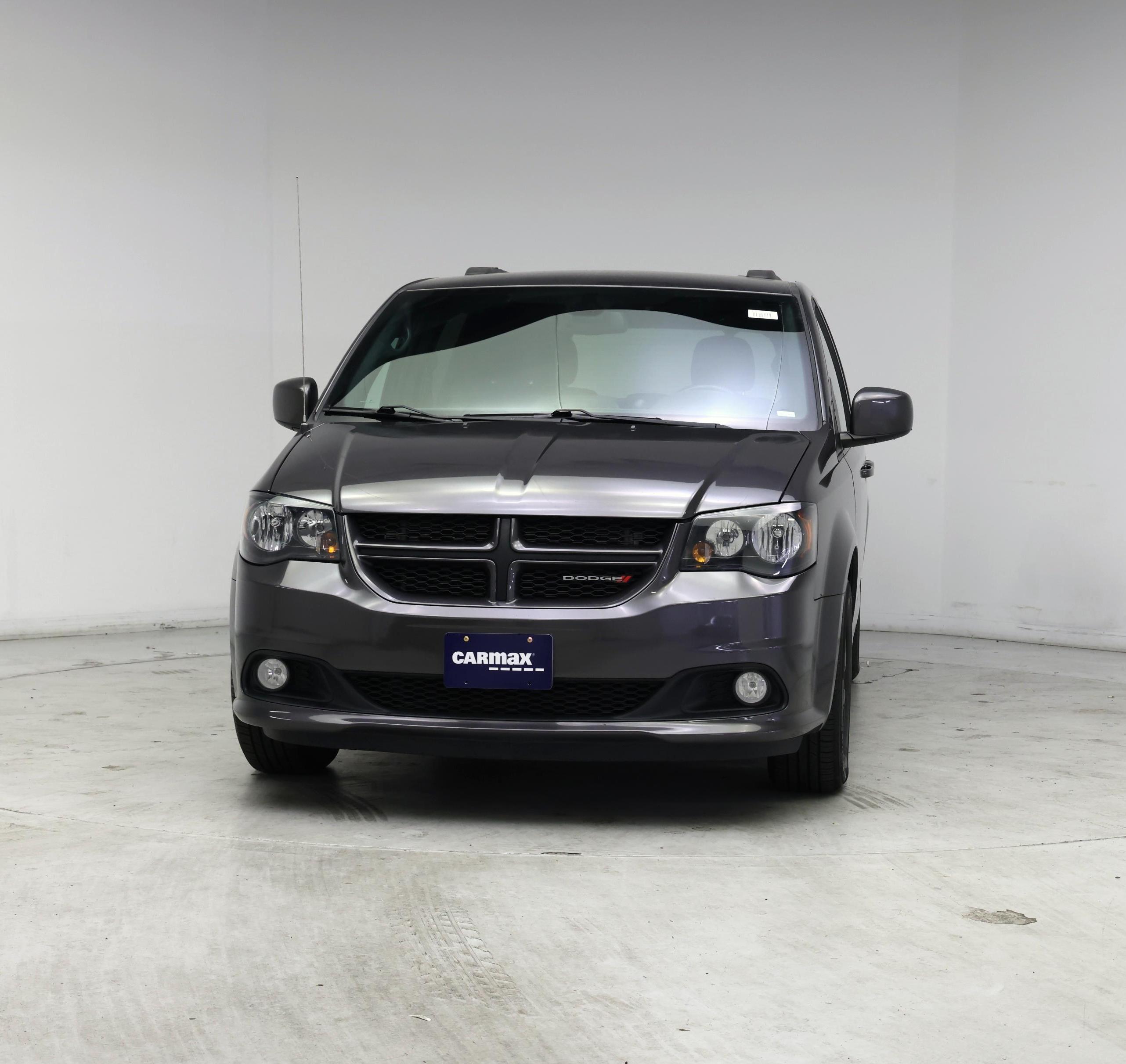 Thumbnail: 2019 Dodge Grand Caravan - 5