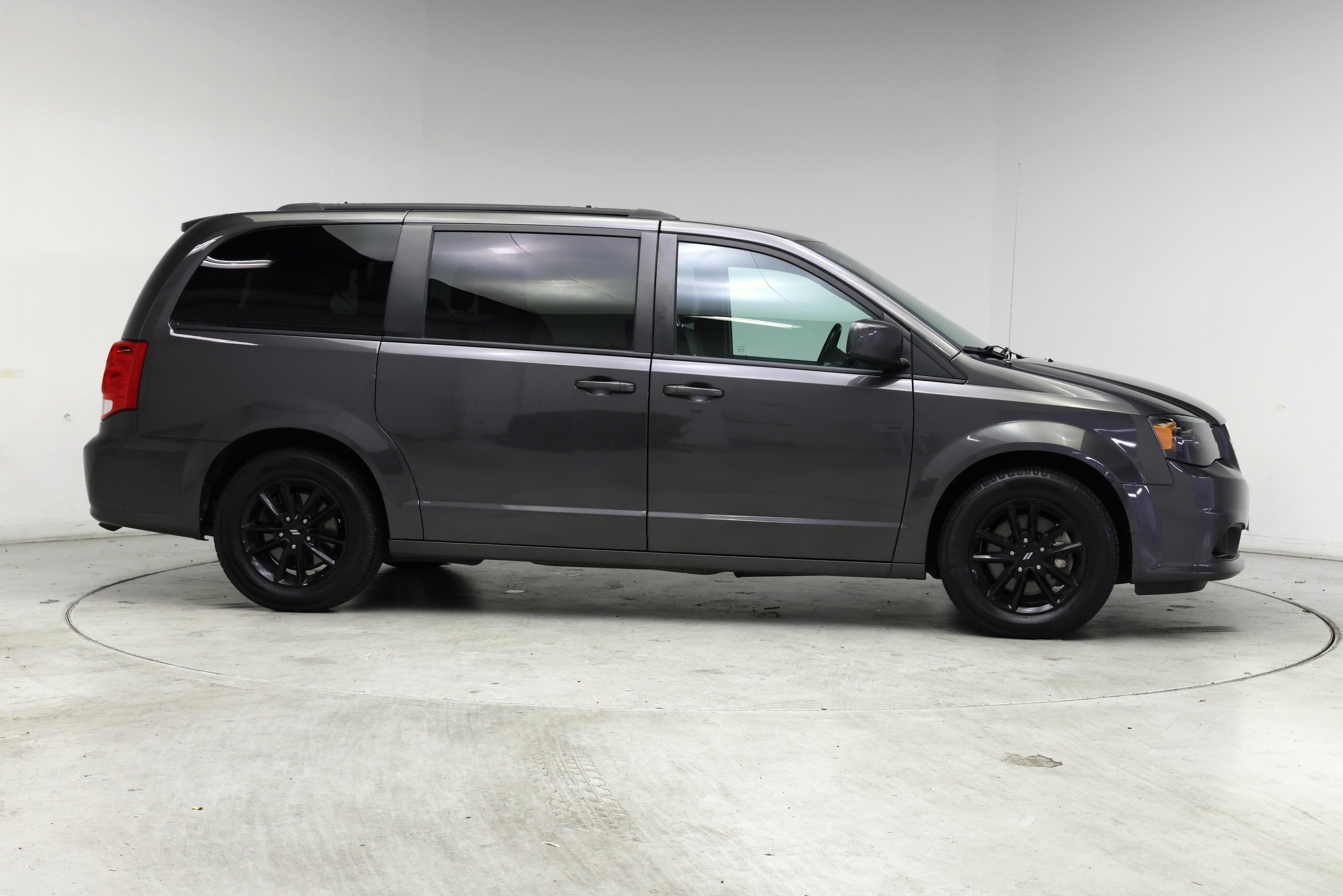 Thumbnail: 2019 Dodge Grand Caravan - 7