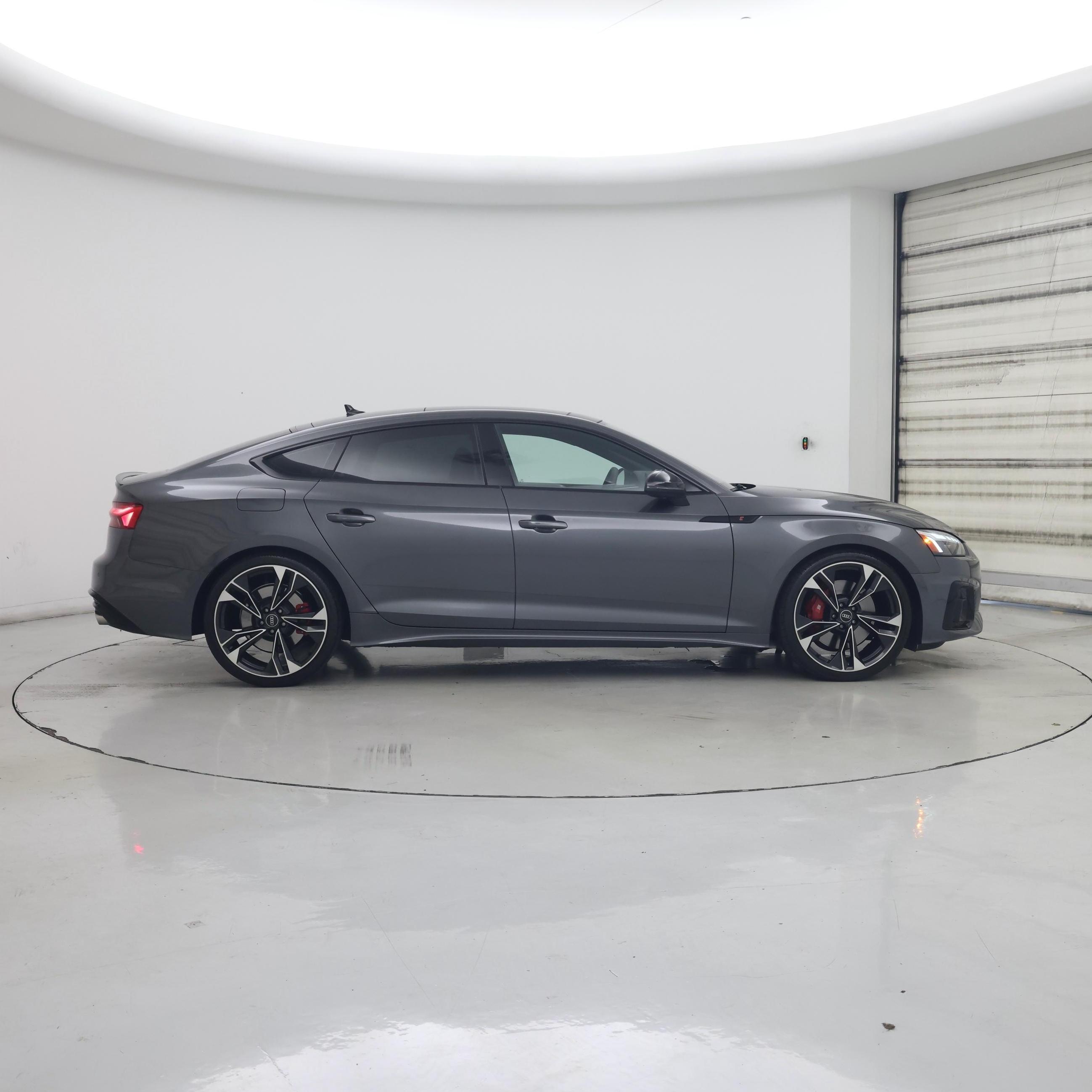 Thumbnail: 2021 Audi S5 - 7