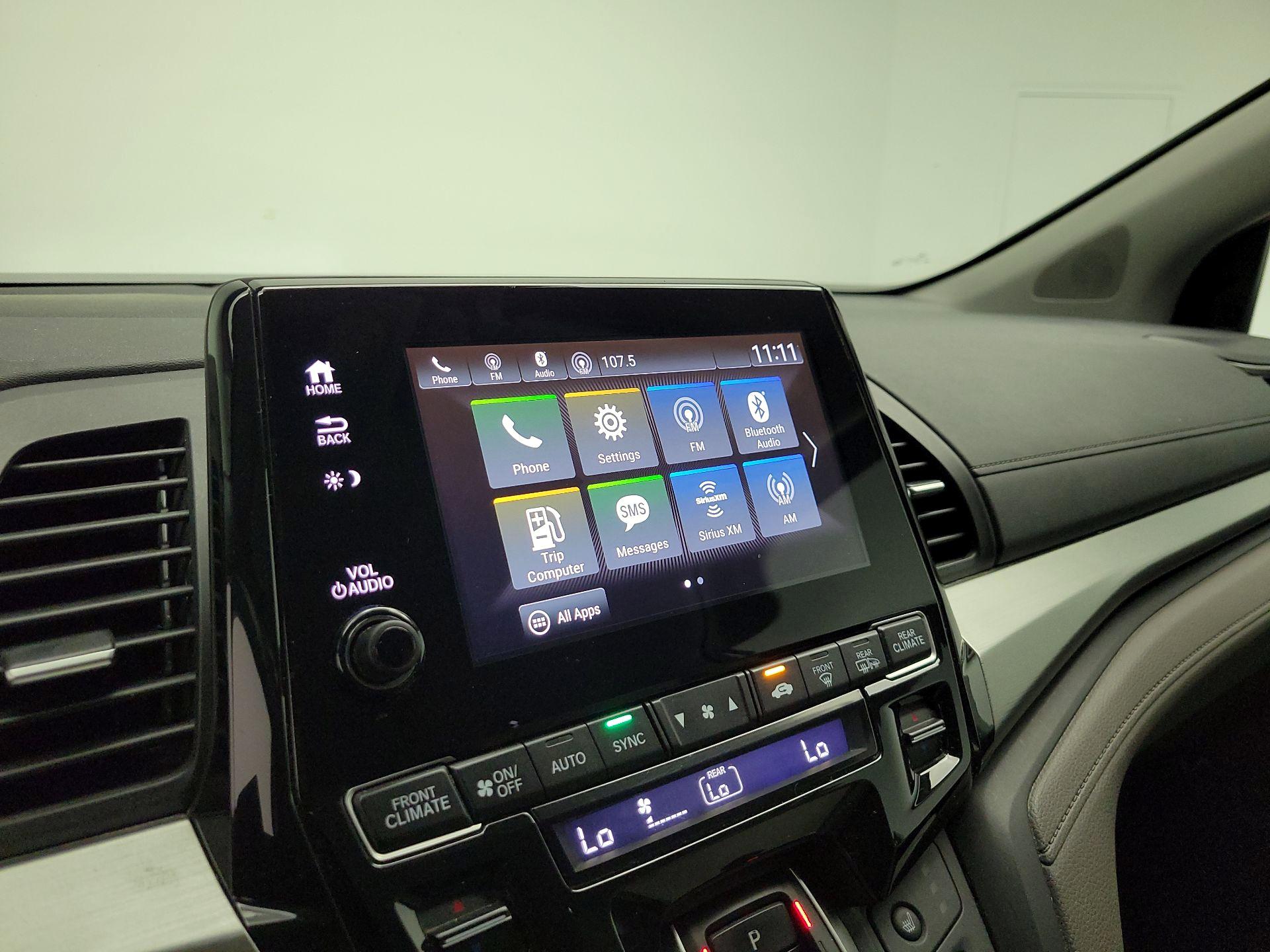 Thumbnail: 2019 Honda Odyssey - 15