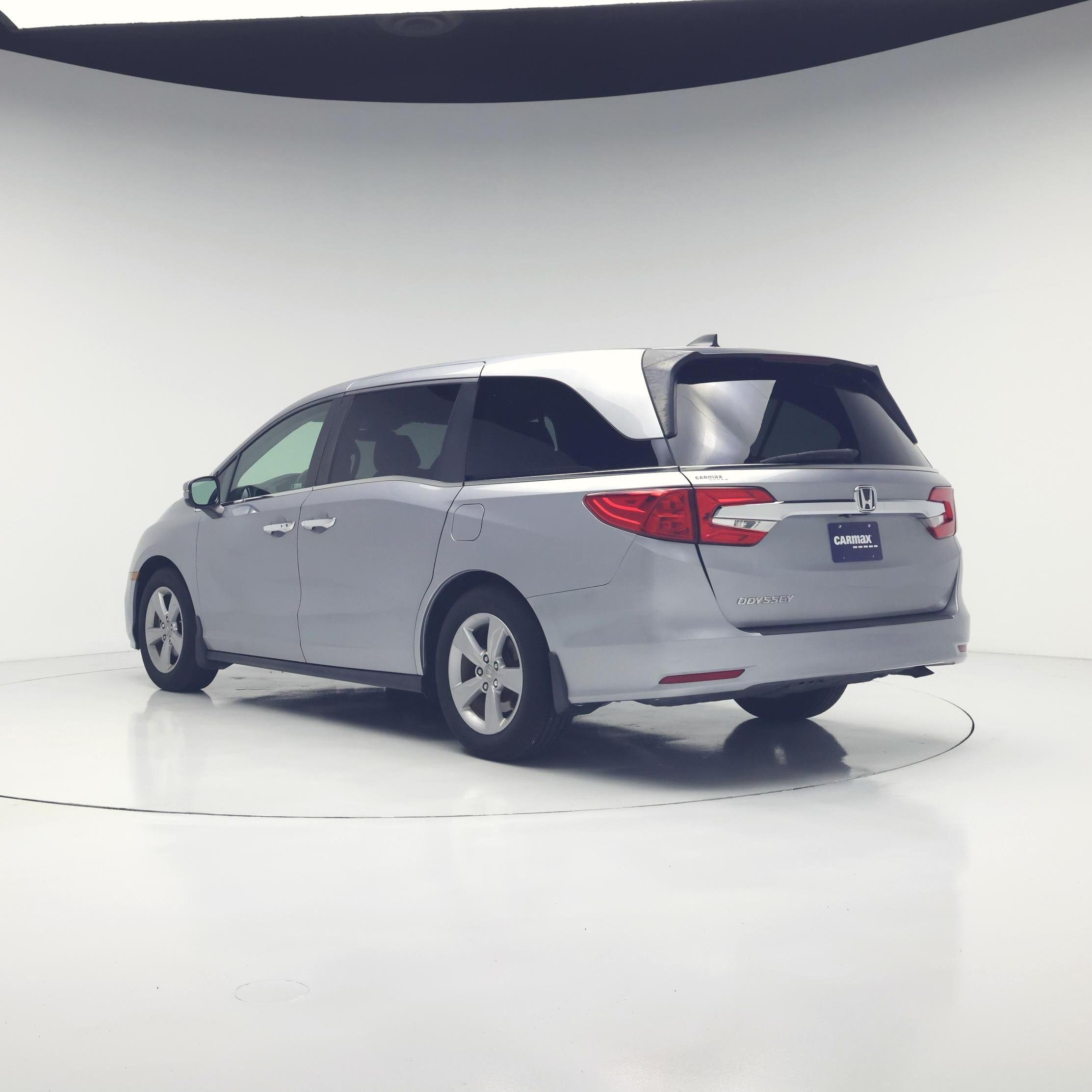Thumbnail: 2019 Honda Odyssey - 2