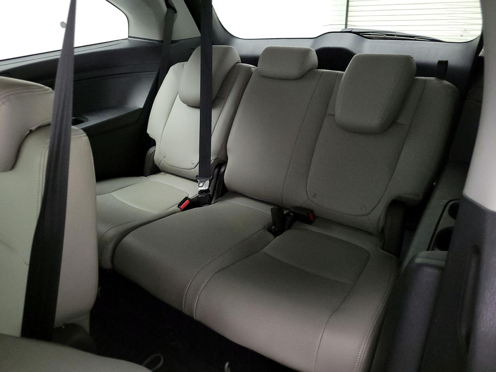 Thumbnail: 2019 Honda Odyssey - 20