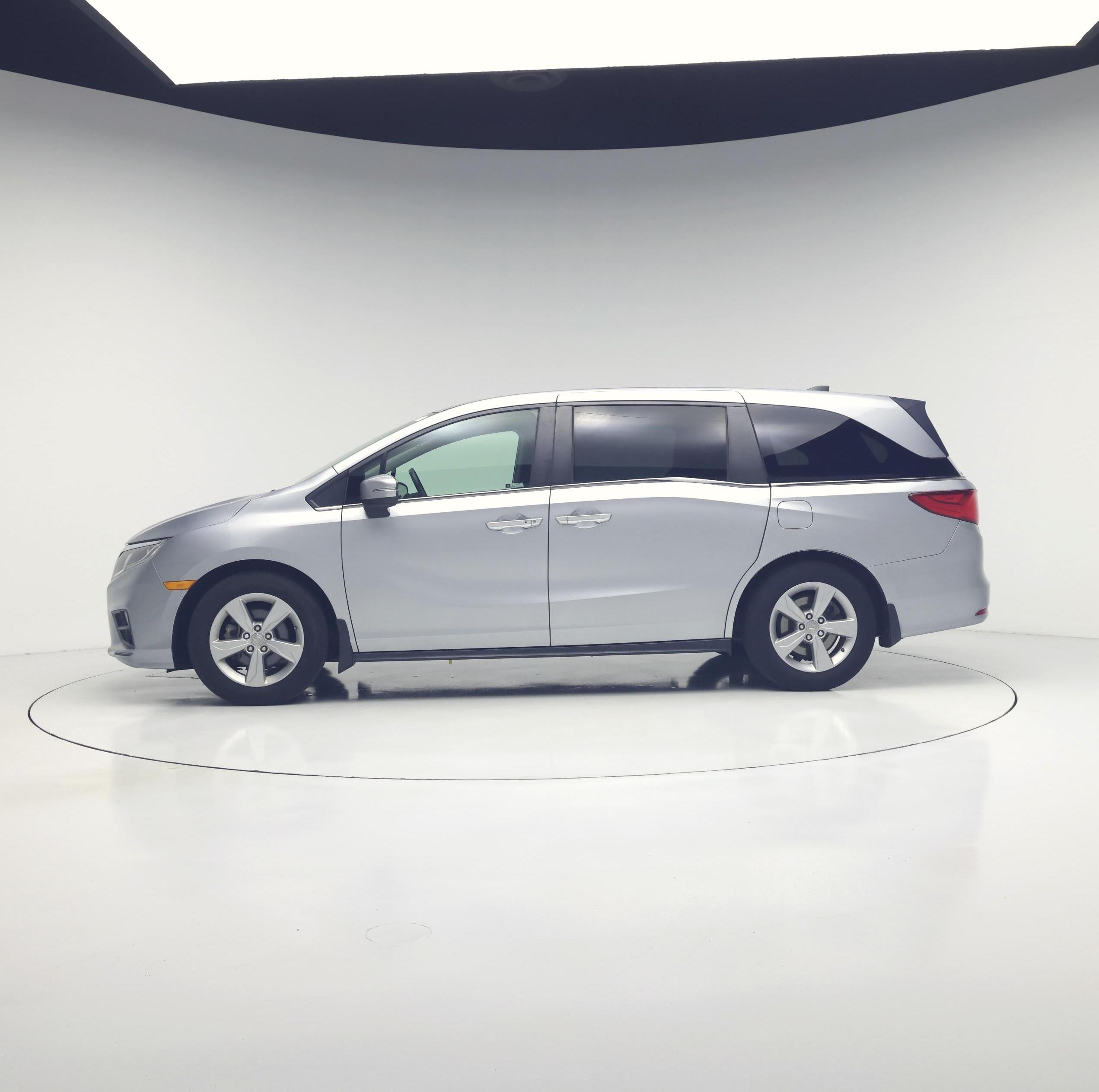 Thumbnail: 2019 Honda Odyssey - 3