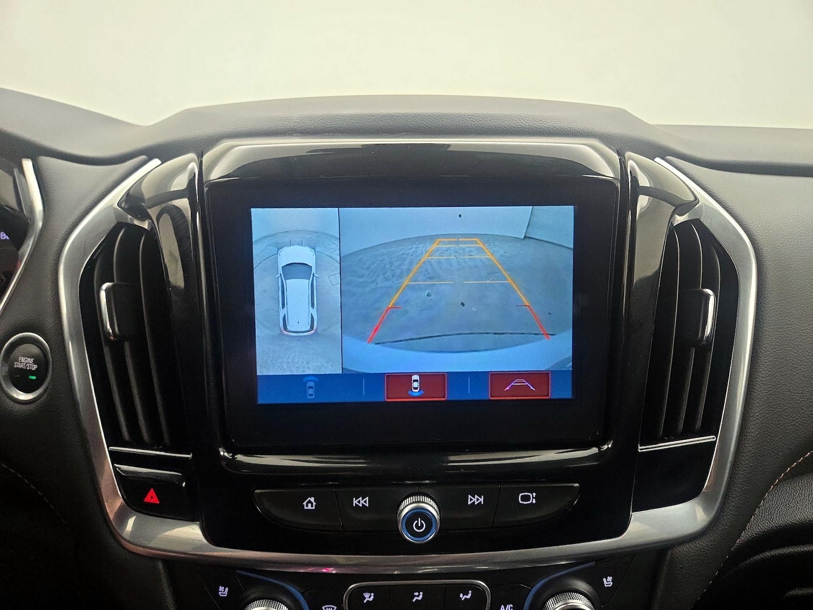 2019 Chevrolet Traverse Premier - Photo 16