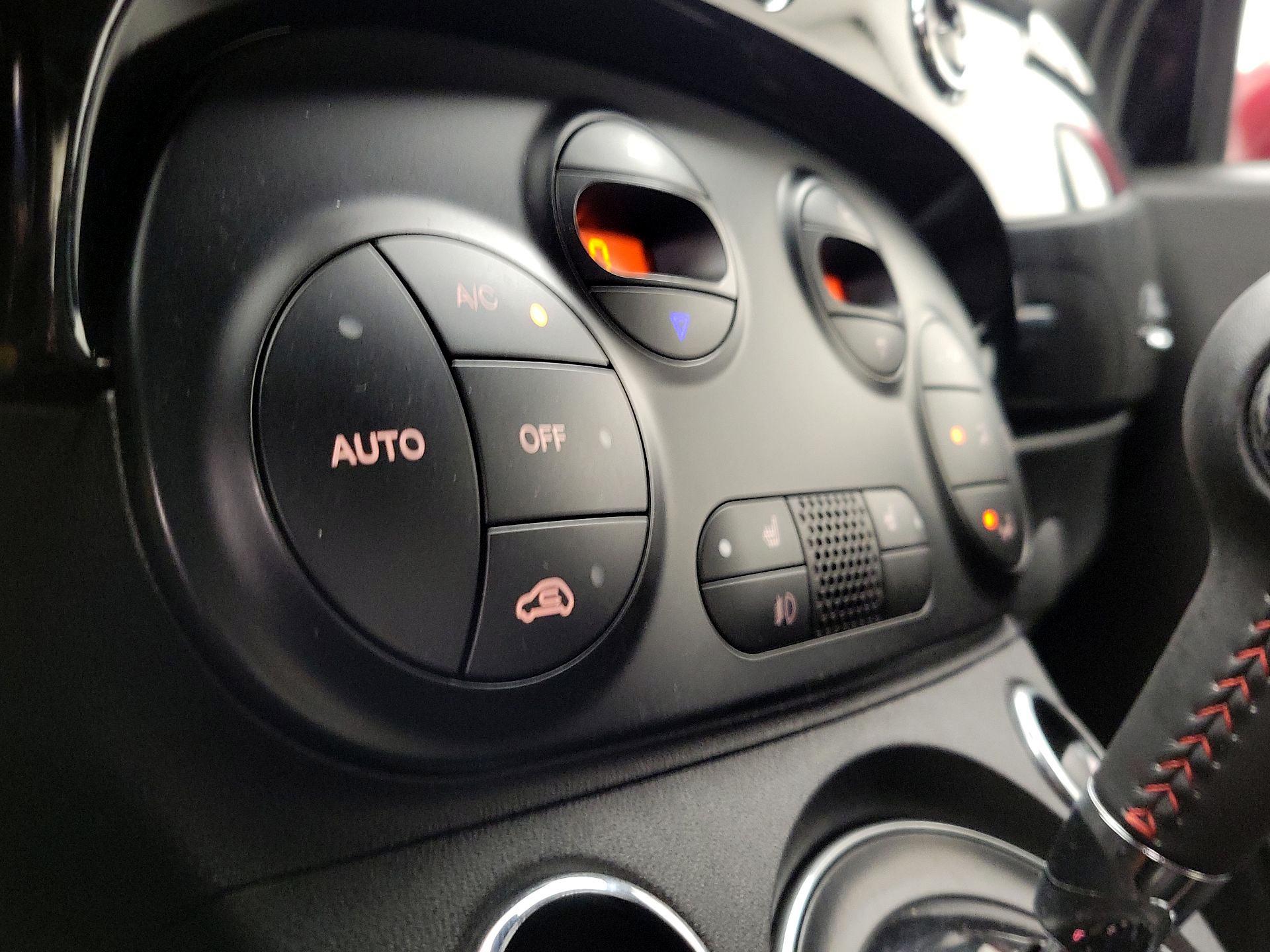 Thumbnail: 2015 Fiat 500 - 14