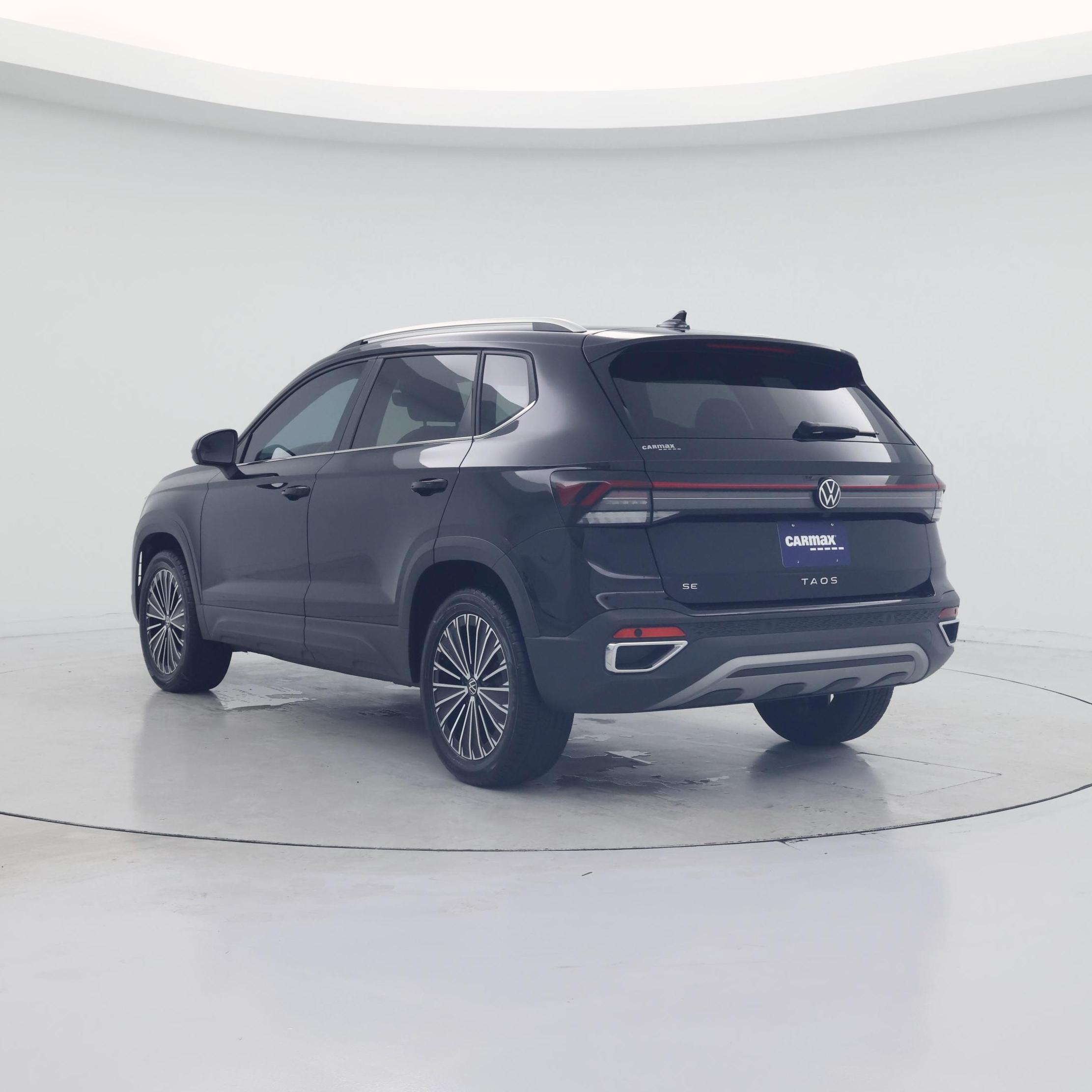 Thumbnail: 2025 Volkswagen Taos - 2