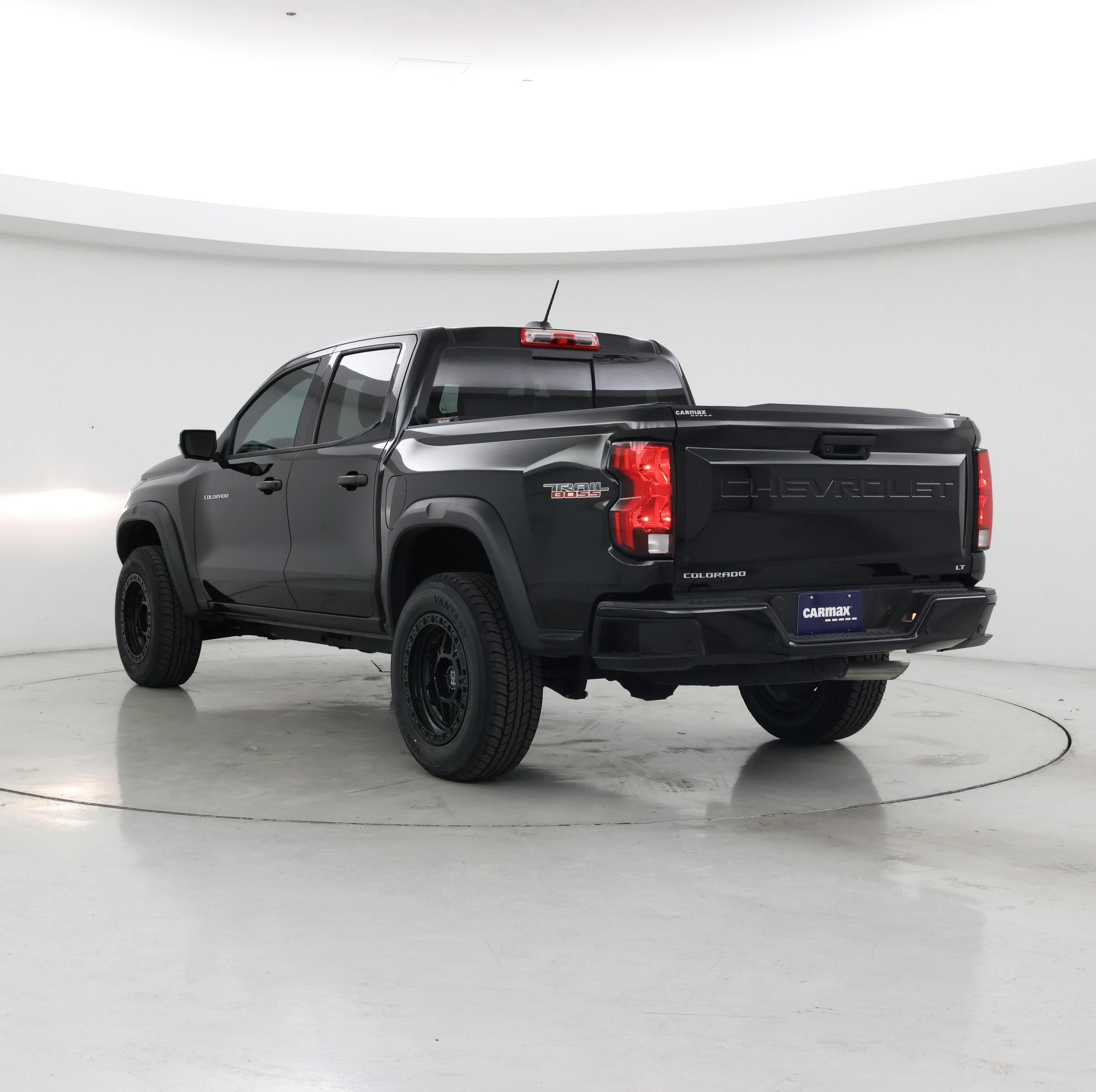 Thumbnail: 2023 Chevrolet Colorado - 2