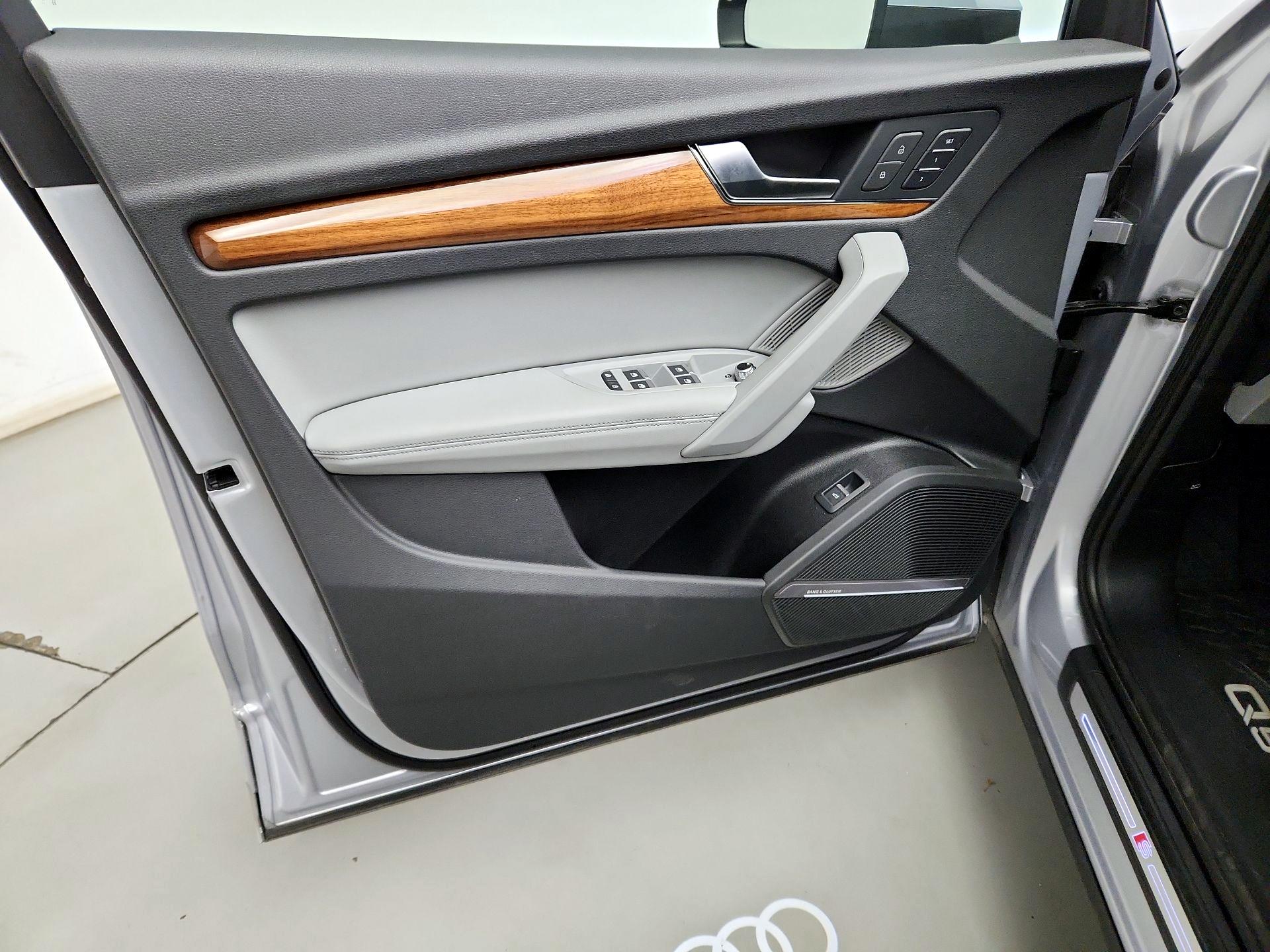 Thumbnail: 2023 Audi Q5 - 12