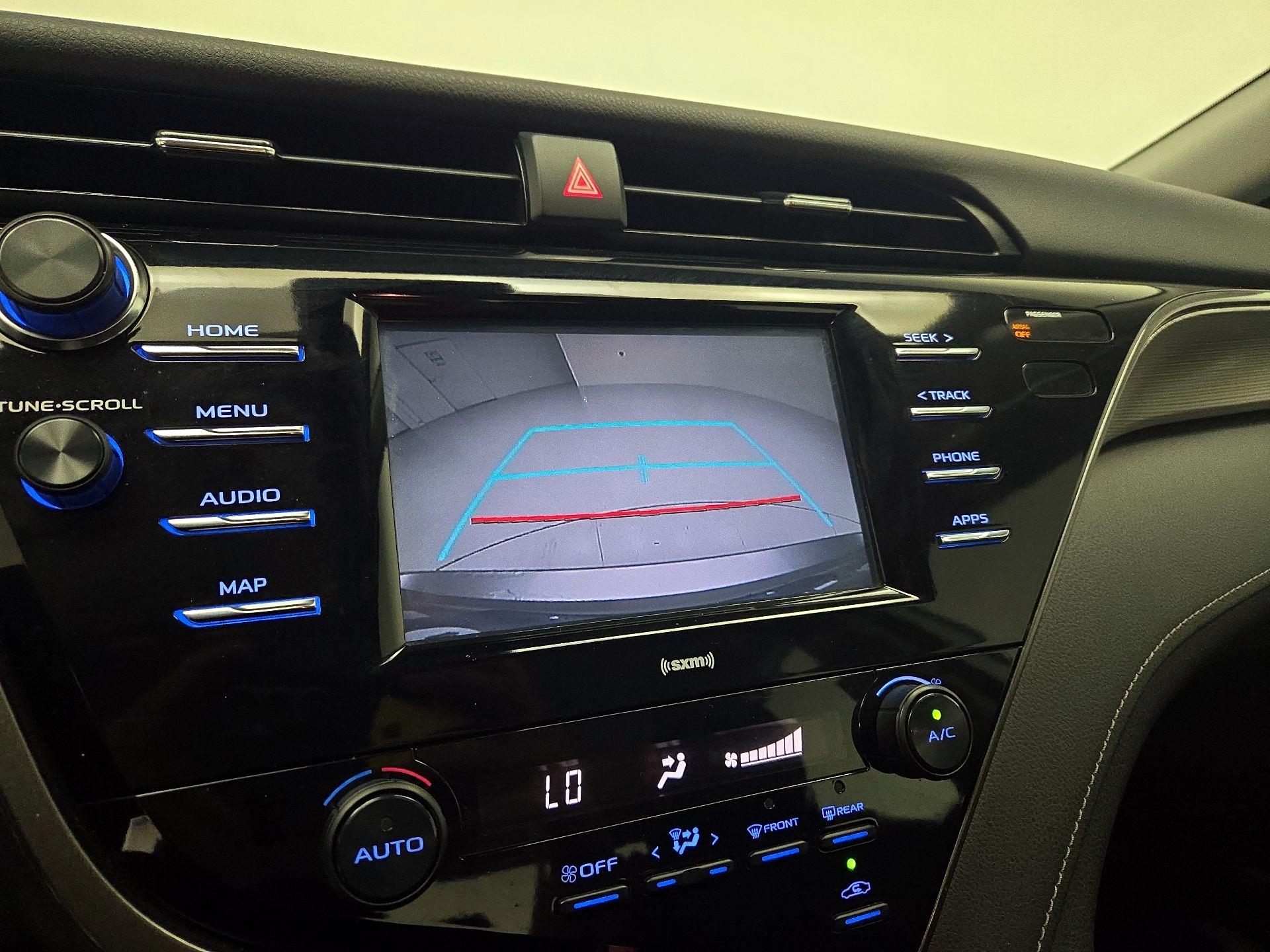 Thumbnail: 2020 Toyota Camry - 14
