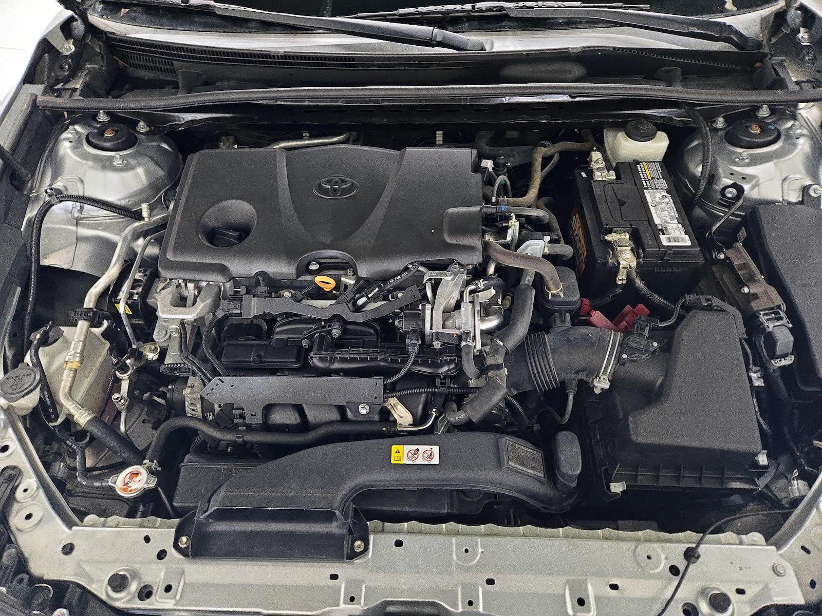 2020 Toyota Camry SE - Photo 22