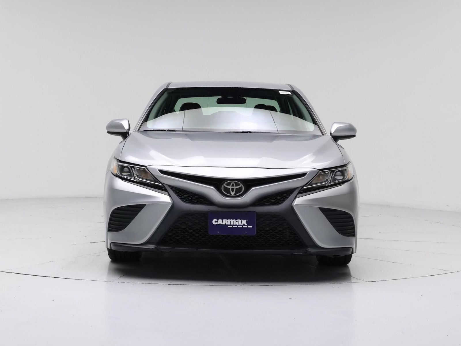 2020 Toyota Camry SE - Photo 6