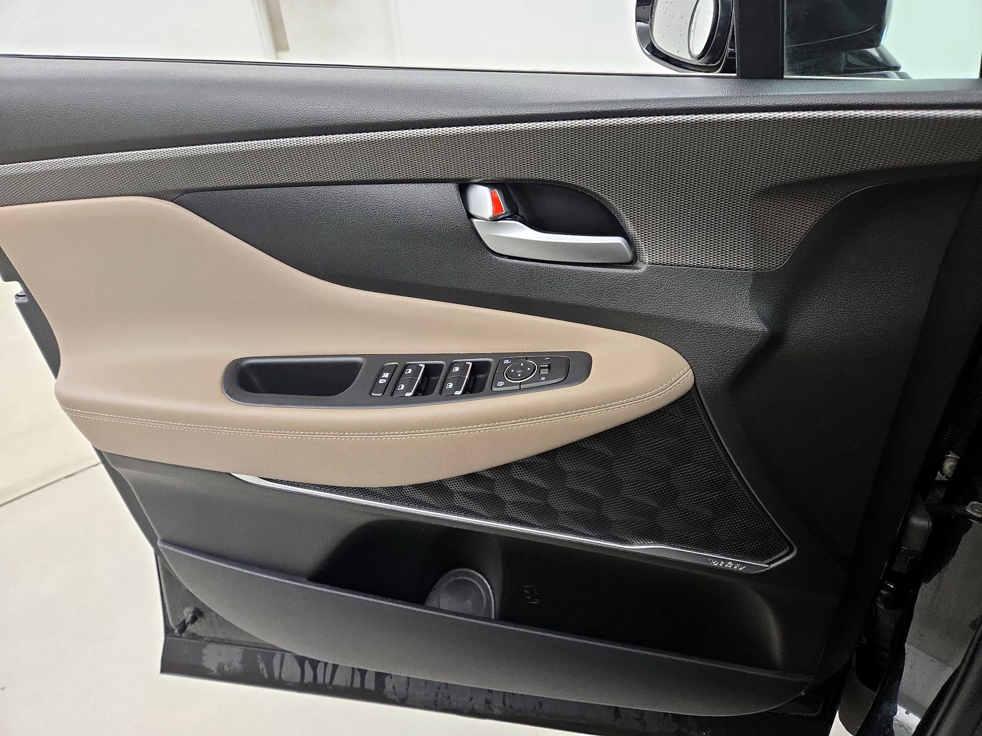 Thumbnail: 2020 Hyundai Santa Fe - 12