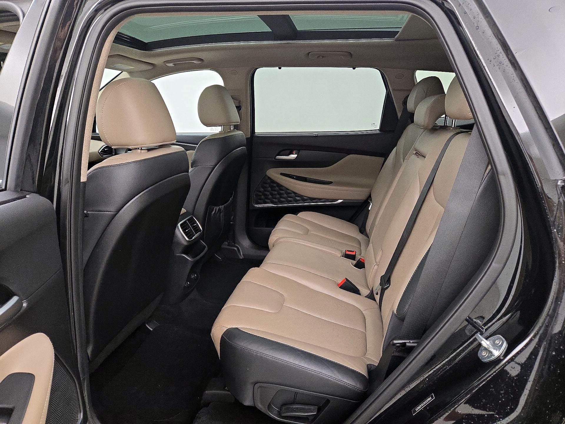 Thumbnail: 2020 Hyundai Santa Fe - 20