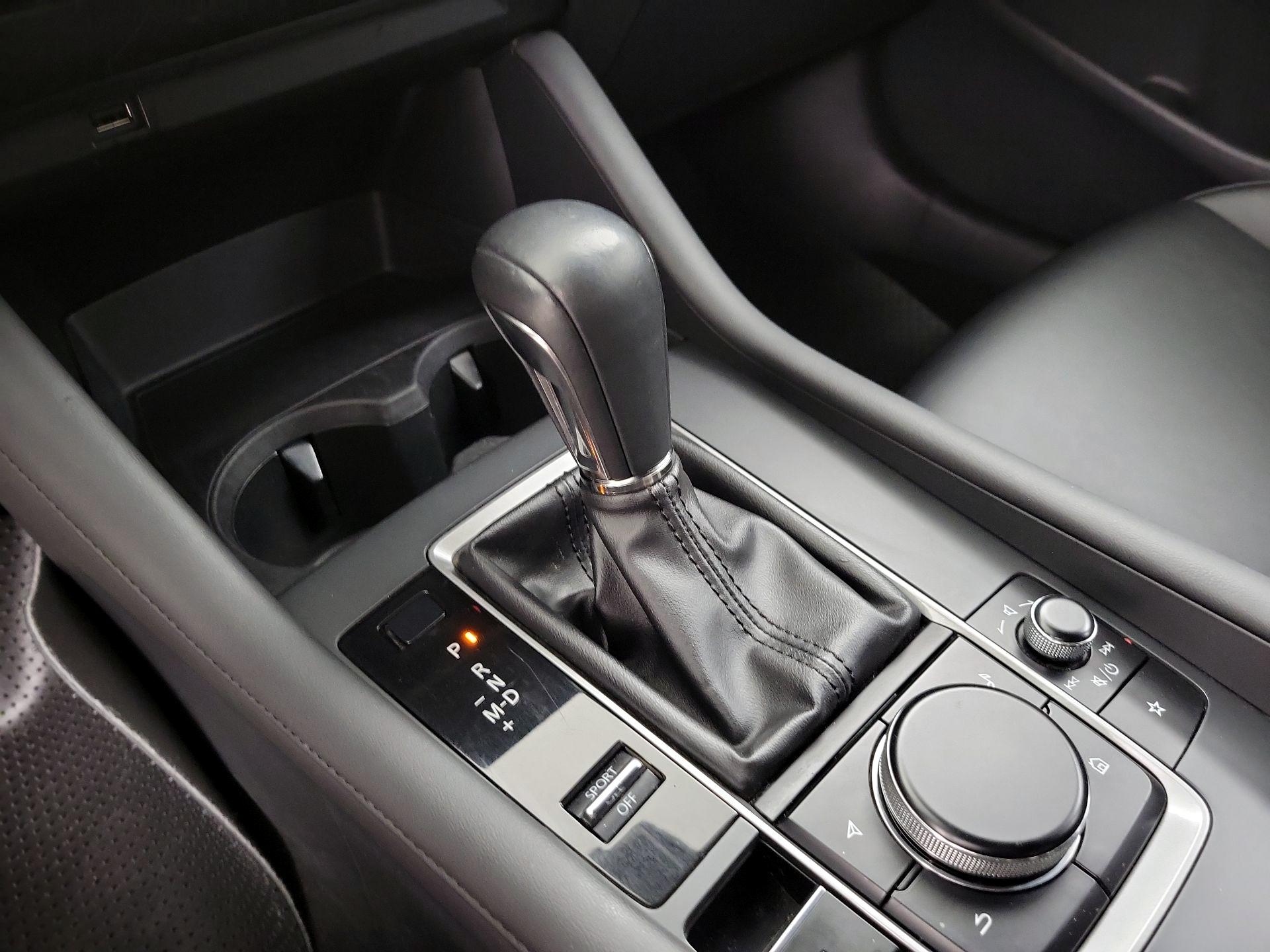 Thumbnail: 2021 Mazda Mazda3 - 17