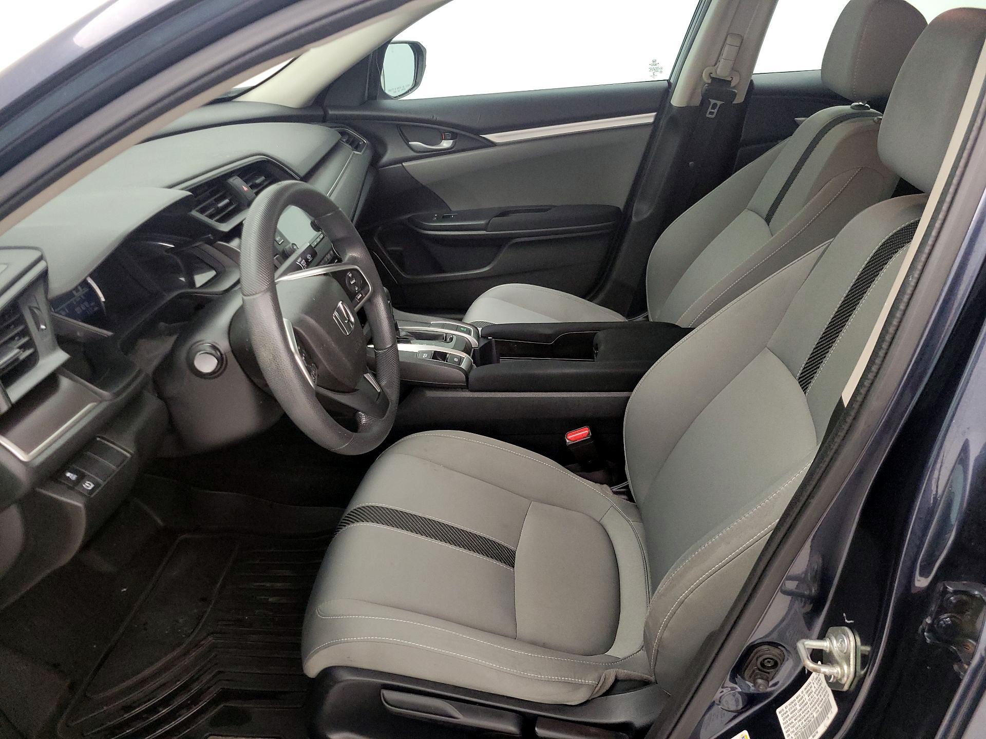 Thumbnail: 2016 Honda Civic - 11