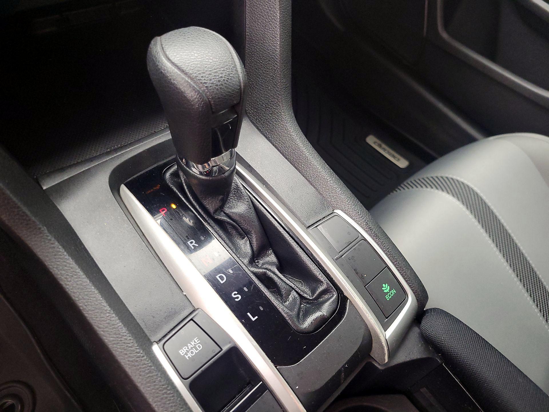 Thumbnail: 2016 Honda Civic - 17