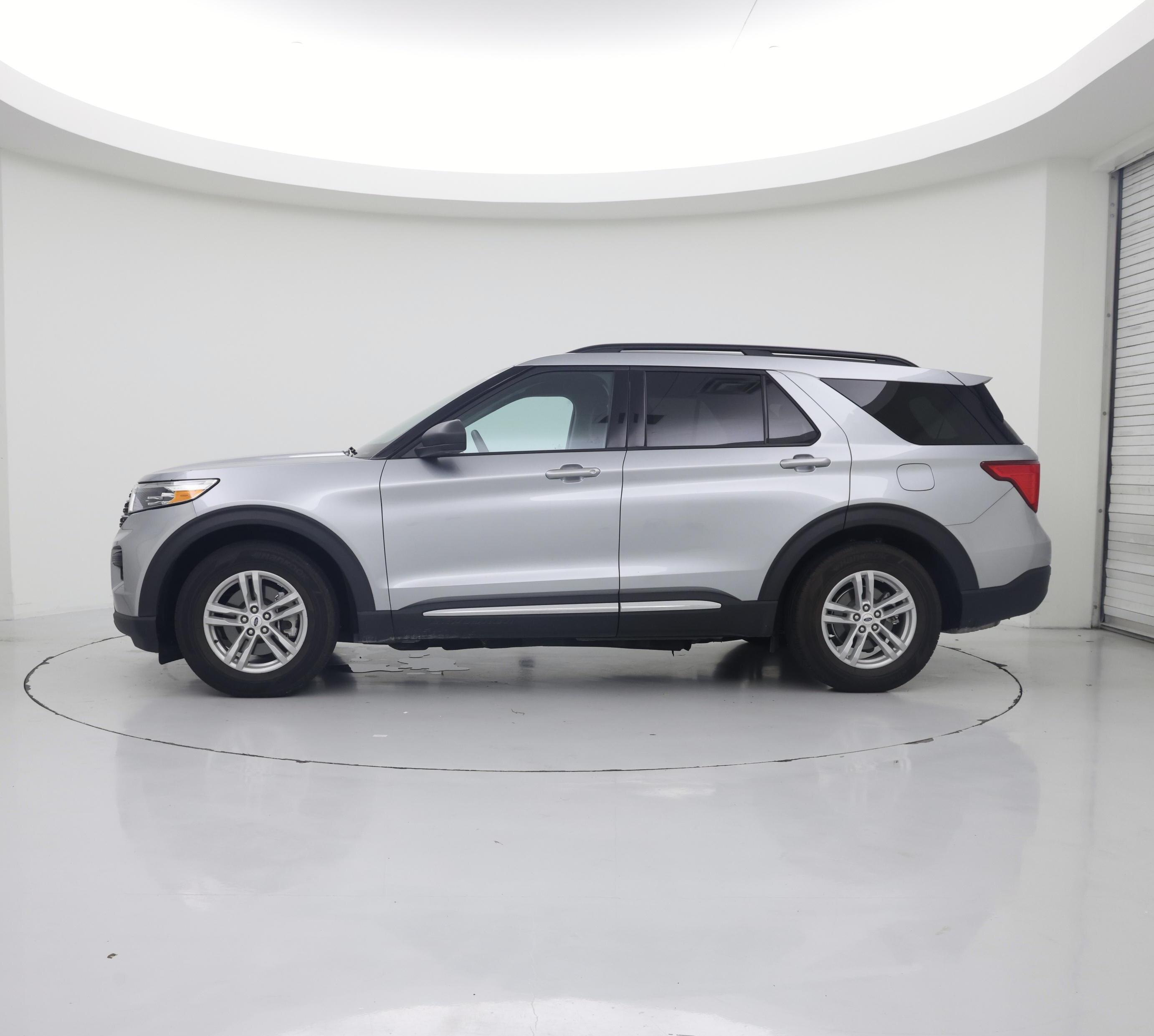 Thumbnail: 2024 Ford Explorer - 3