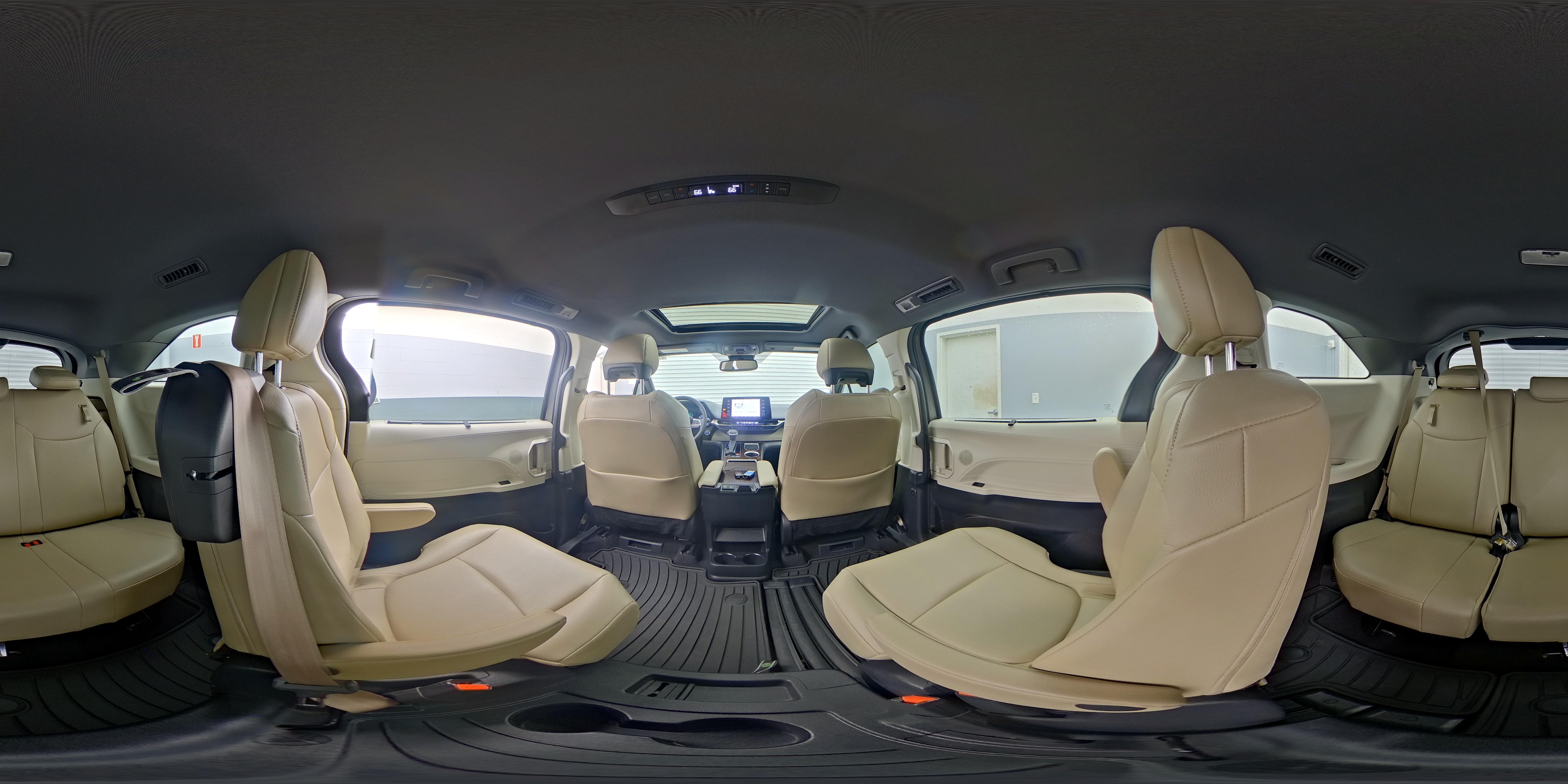 2023 Toyota Sienna XLE - Photo 27