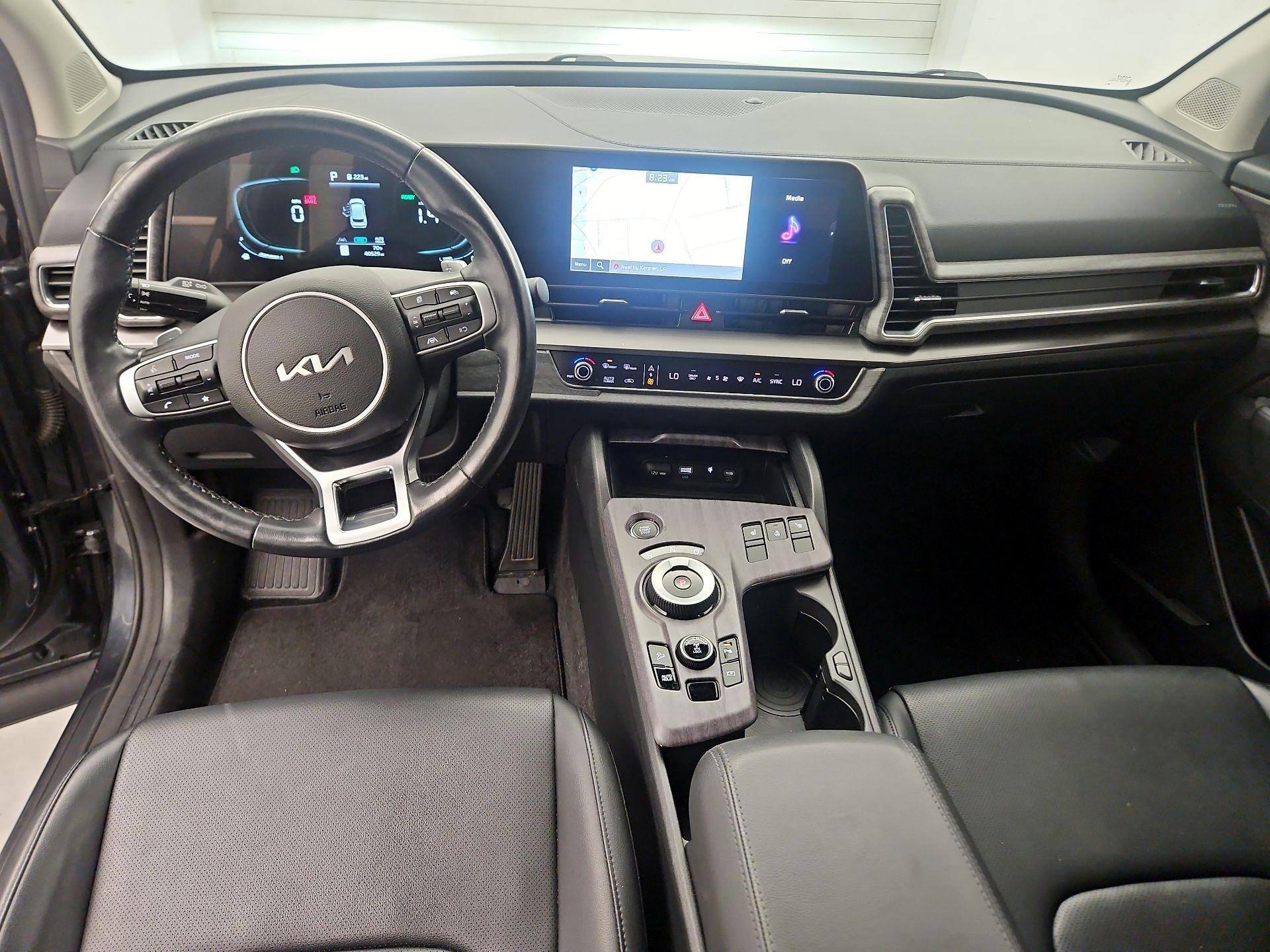 Thumbnail: 2023 Kia Sportage - 9