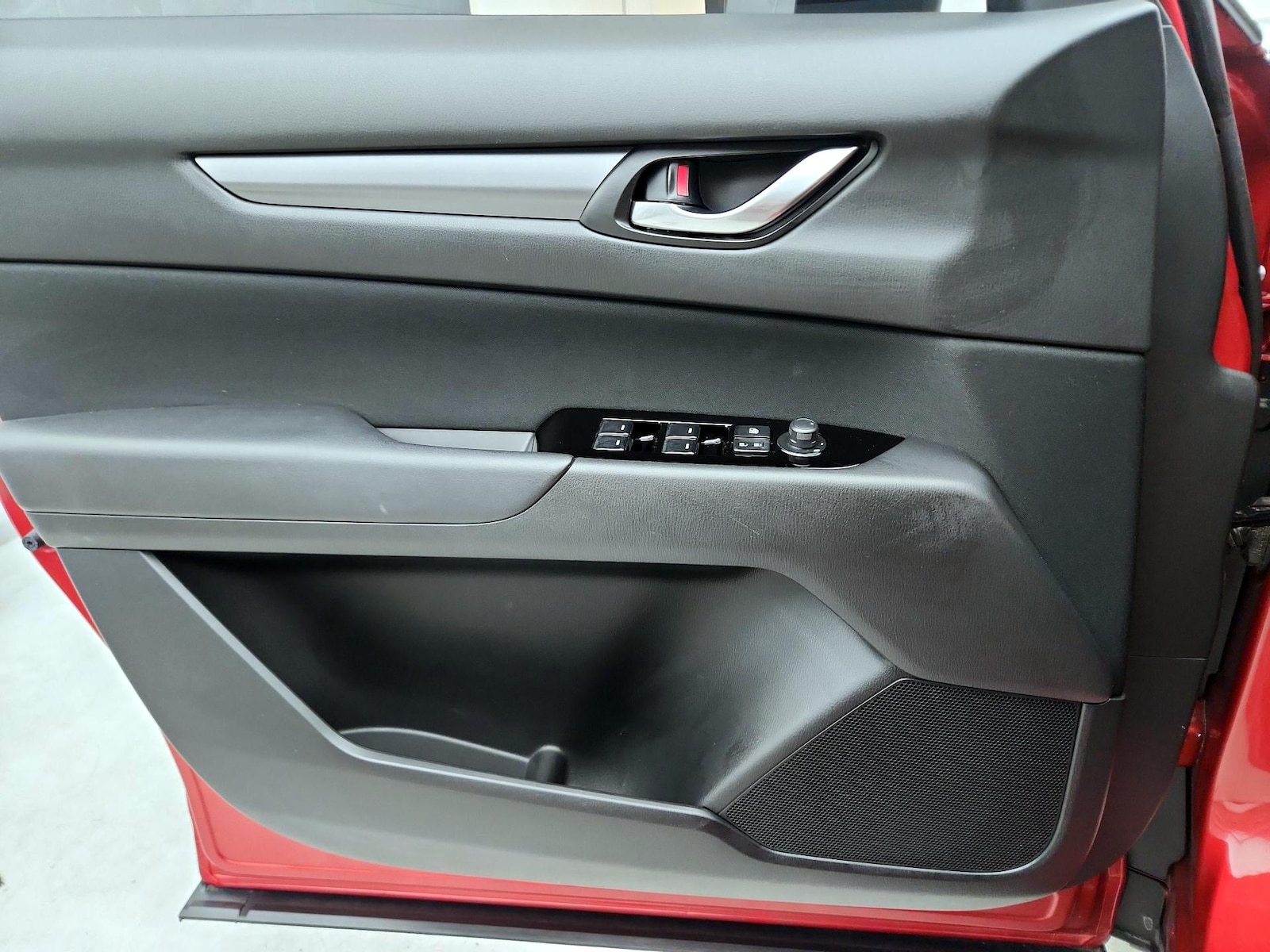 2023 Mazda CX-5 S - Photo 13