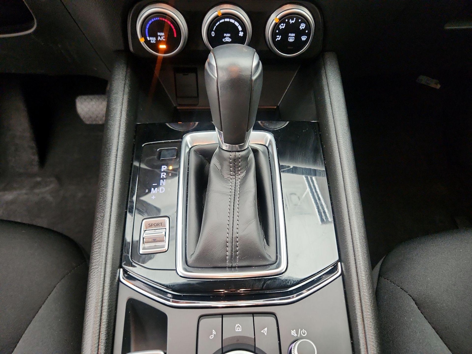 2023 Mazda CX-5 S - Photo 18