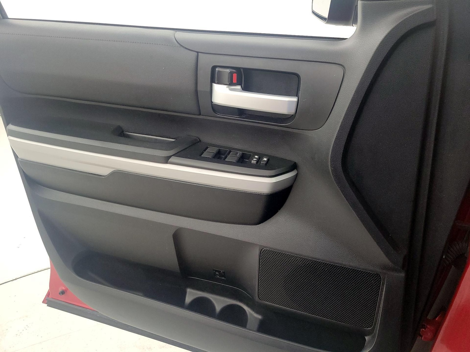 2020 Toyota Tundra SR5 - Photo 13