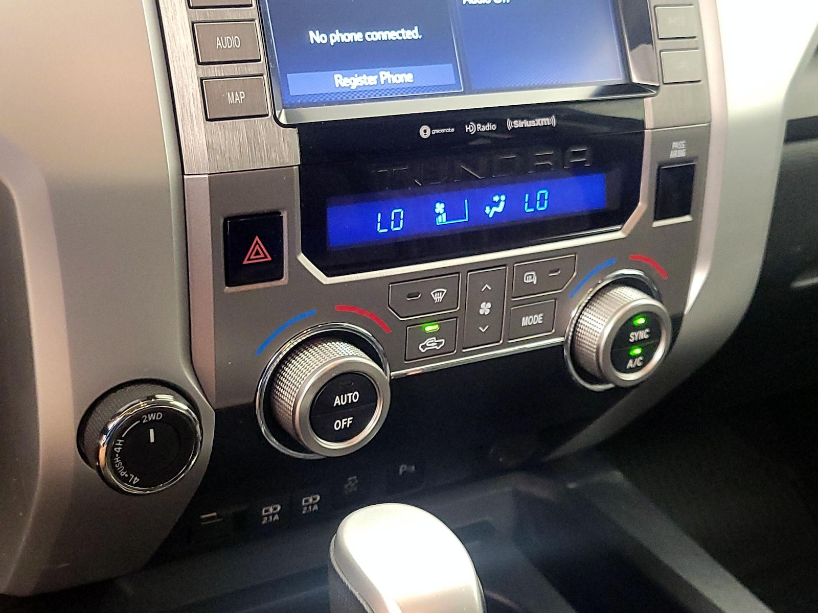 2020 Toyota Tundra SR5 - Photo 17