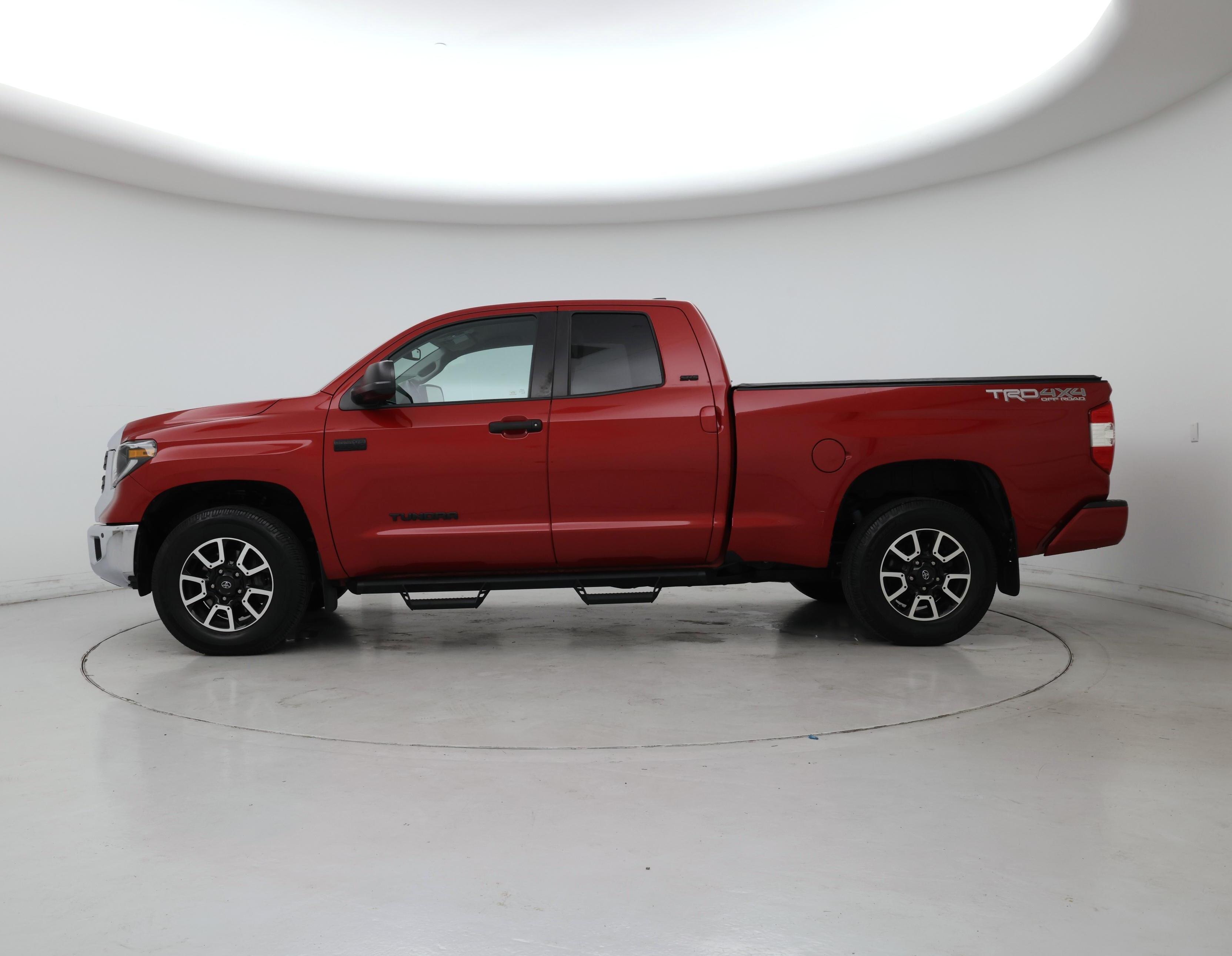 Thumbnail: 2020 Toyota Tundra - 3