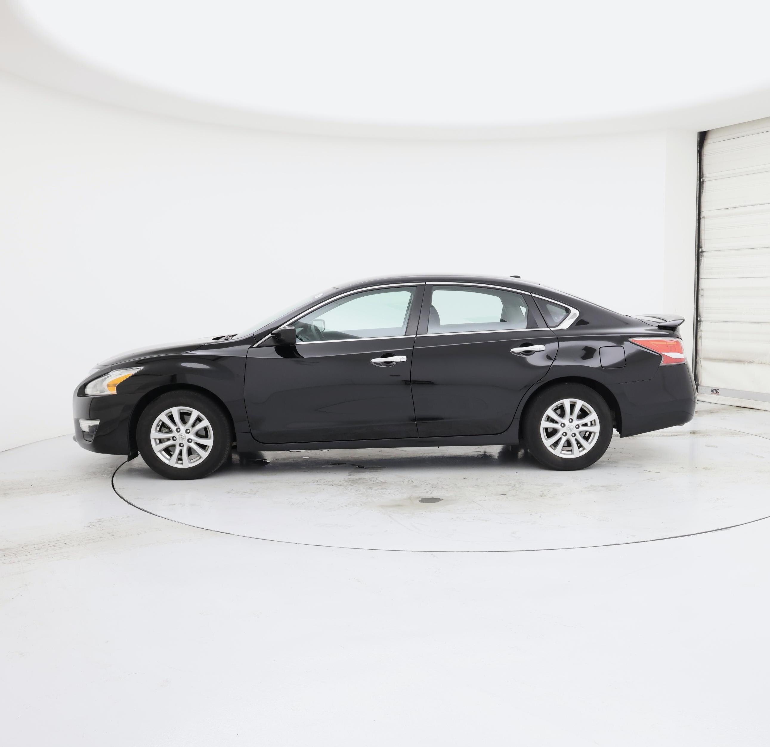 Thumbnail: 2014 Nissan Altima - 3