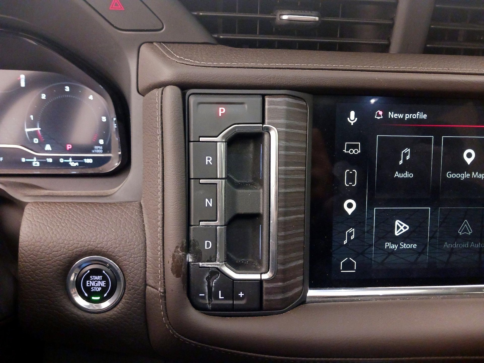 2023 GMC Yukon Denali - Photo 19