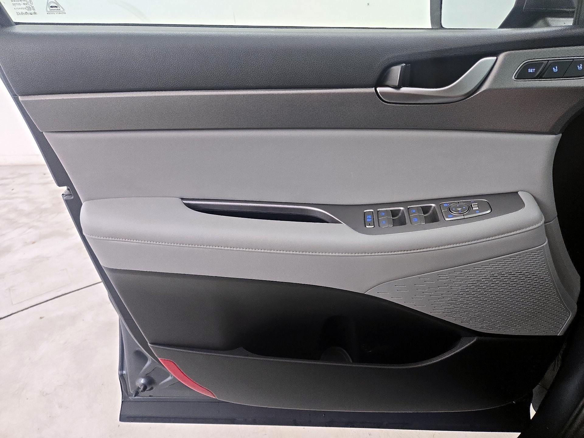 Thumbnail: 2022 Hyundai Palisade - 12