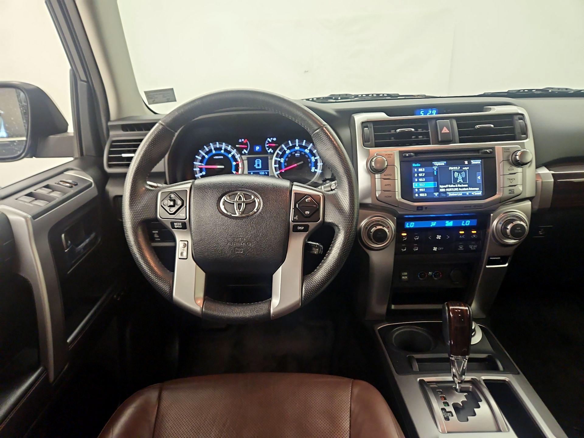 Thumbnail: 2017 Toyota 4Runner - 10