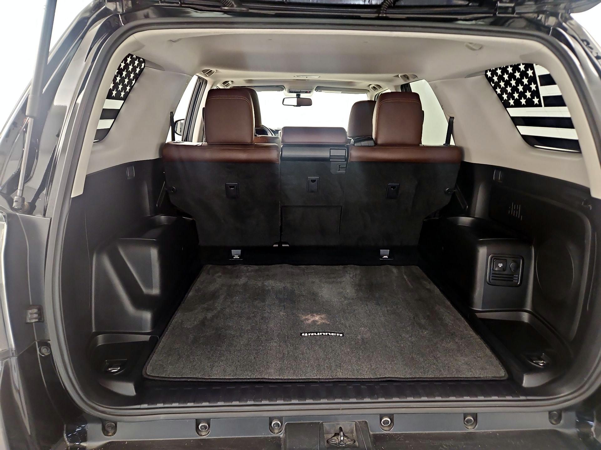 Thumbnail: 2017 Toyota 4Runner - 20